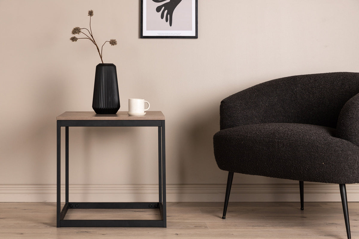 Arbor Beistelltisch in Braun präsentiert im Onlineshop von KAQTU Design AG. Beistelltisch ist von Venture Home