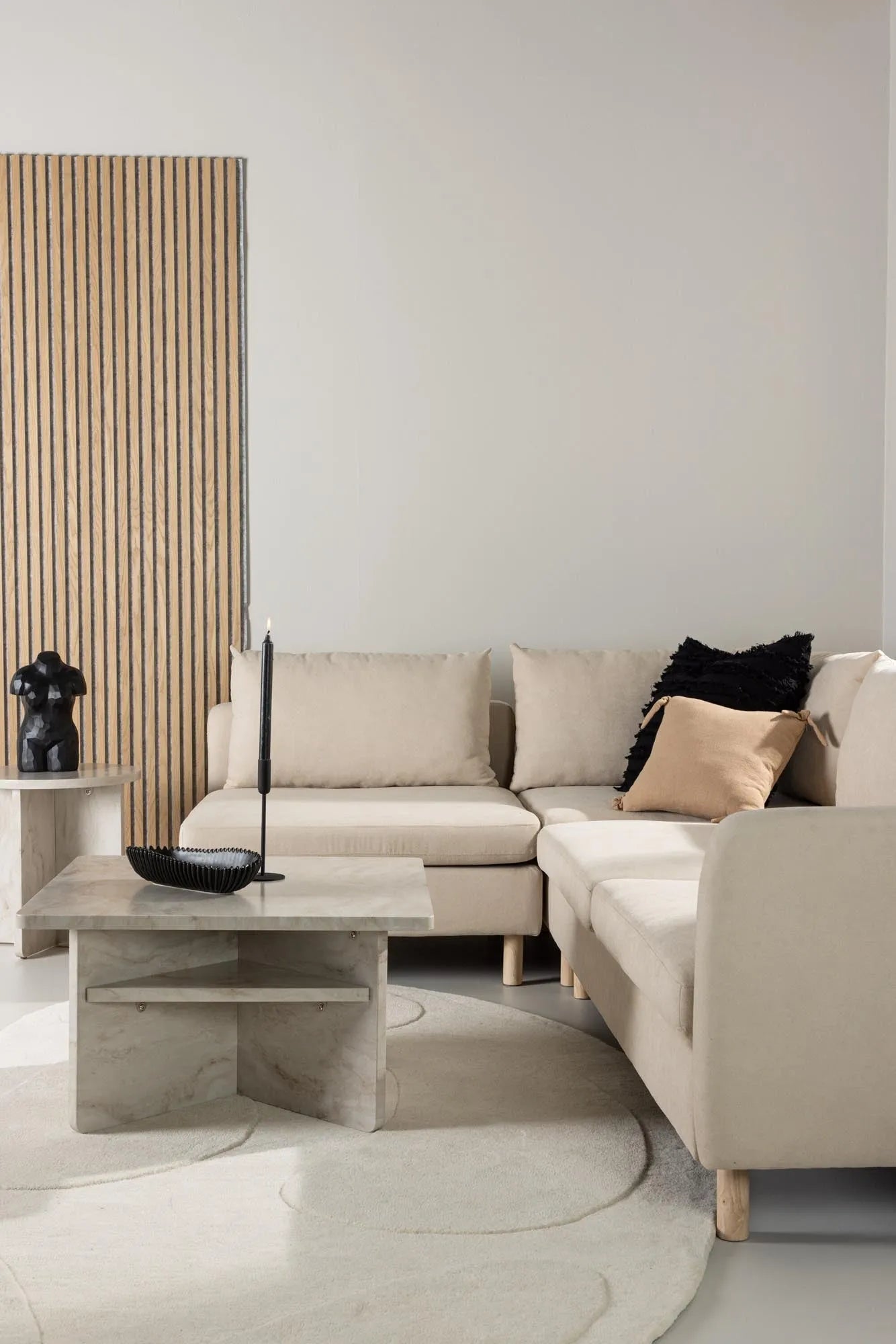 Zero Ecksofa in Beige präsentiert im Onlineshop von KAQTU Design AG. 3er Sofa ist von Venture Home