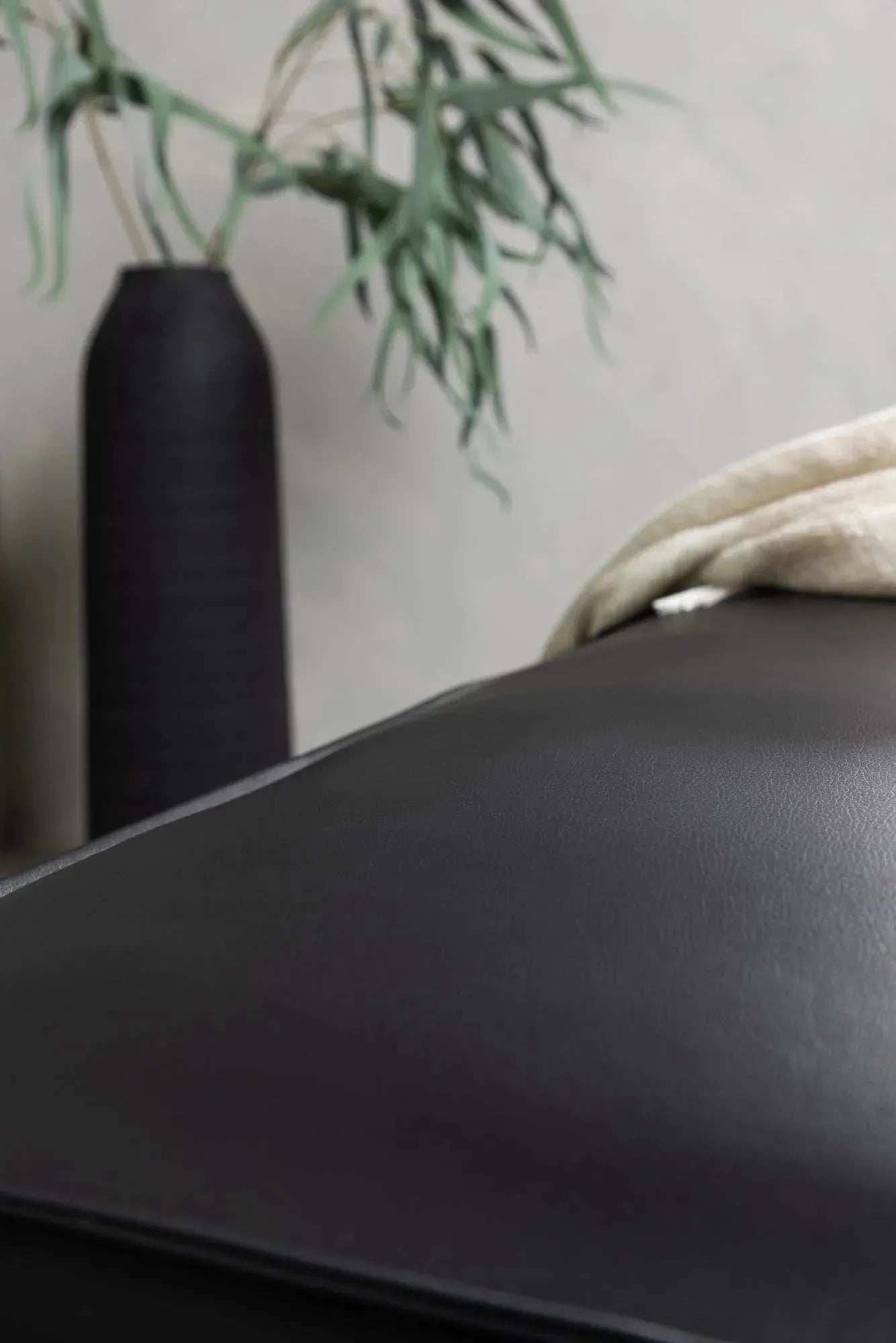Palmero Hocker: Komfort und Design für Ihr stilvolles Interieur.