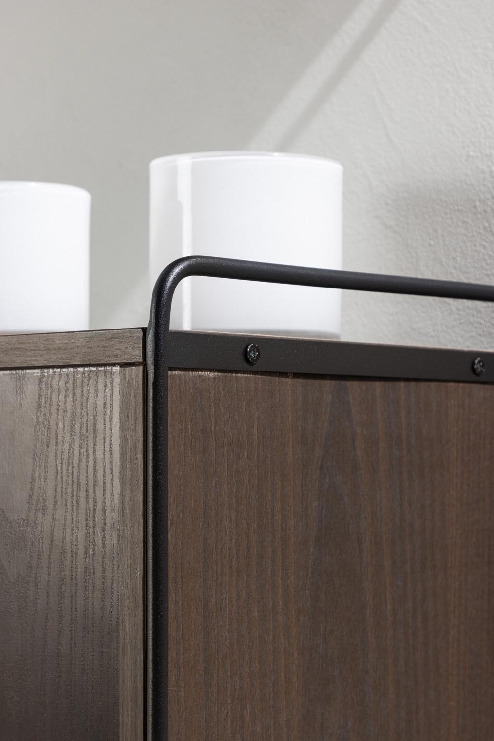 Paris Wandregal in Schwarz/Mokka präsentiert im Onlineshop von KAQTU Design AG. Wandregal ist von Venture Home