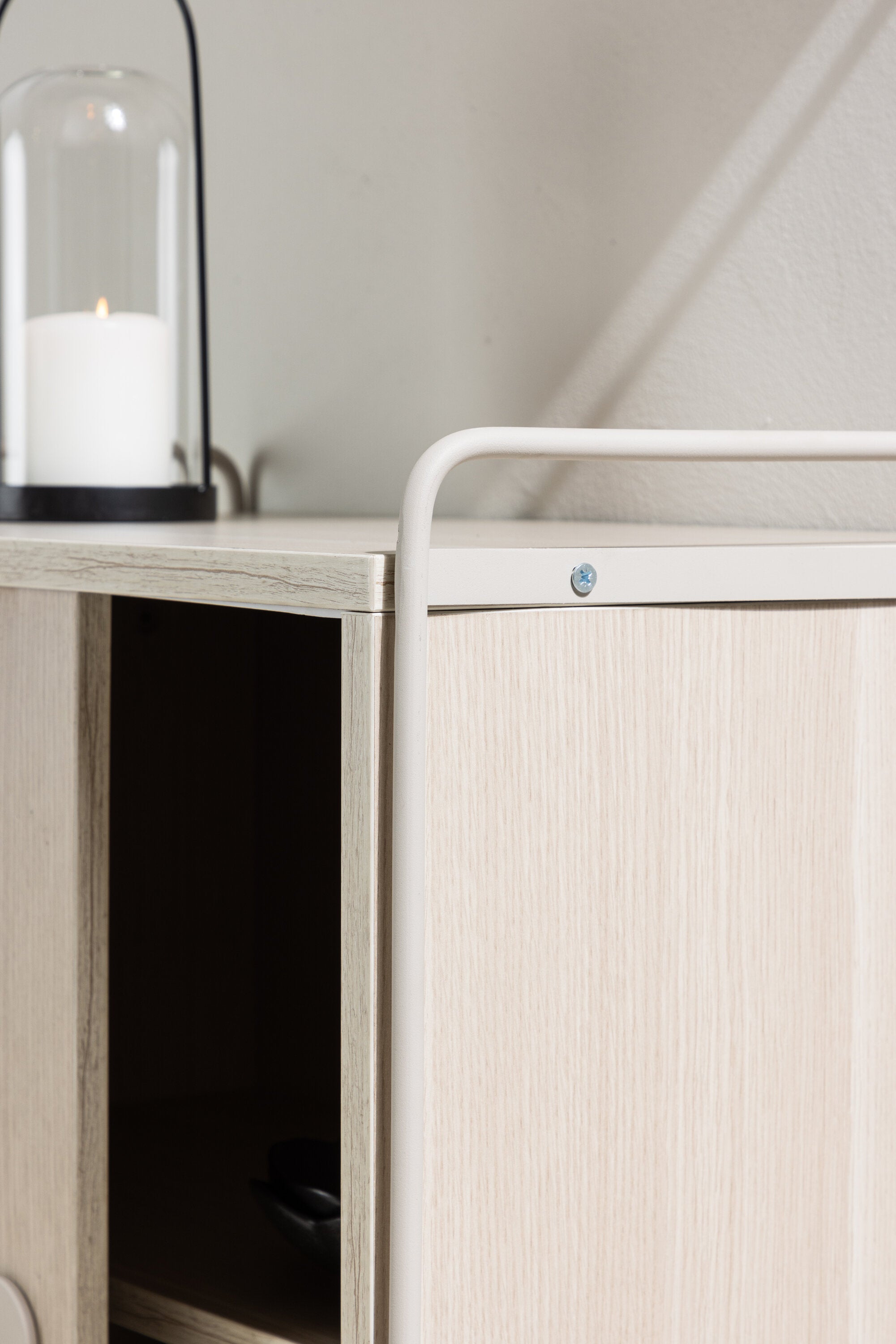 Paris Wandregal in Beige/ WeissgewEschen präsentiert im Onlineshop von KAQTU Design AG. Wandregal ist von Venture Home