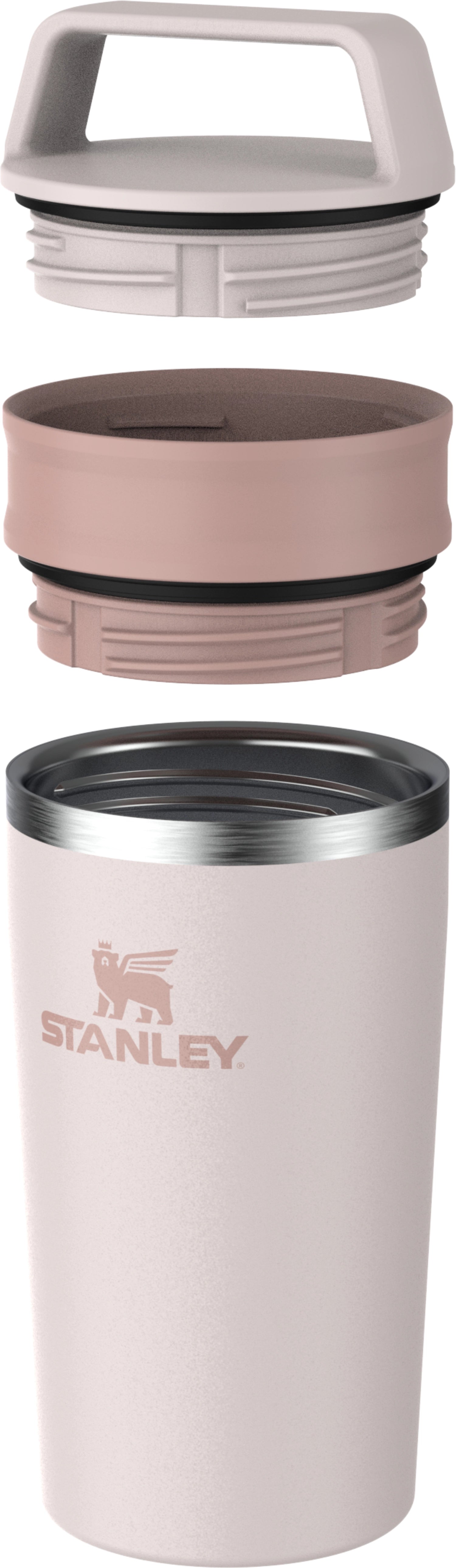 Eleganter Café-To-Go Travel Mug in zartem Rose Quartz, ideal für unterwegs. Hochwertige Trinkflasche von Stanley mit 0.35l Fassungsvermögen.