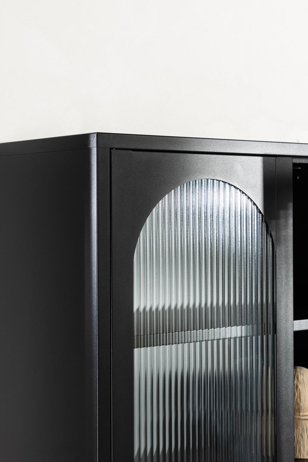Lima Kabinett in Schwarz präsentiert im Onlineshop von KAQTU Design AG. Cabinet ist von Venture Home
