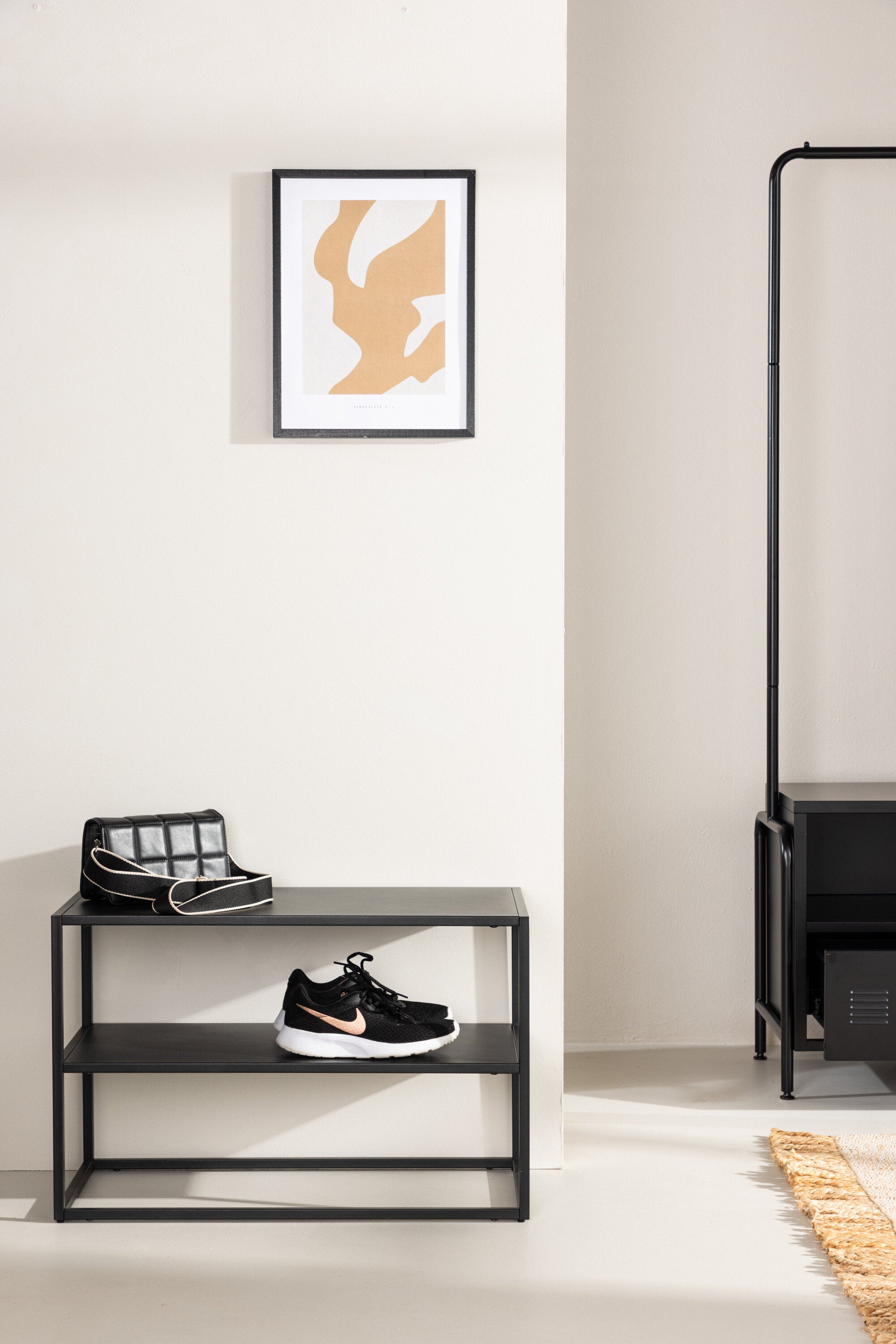 Curitiba Kabinett in Schwarz präsentiert im Onlineshop von KAQTU Design AG. Schuhregal ist von Venture Home