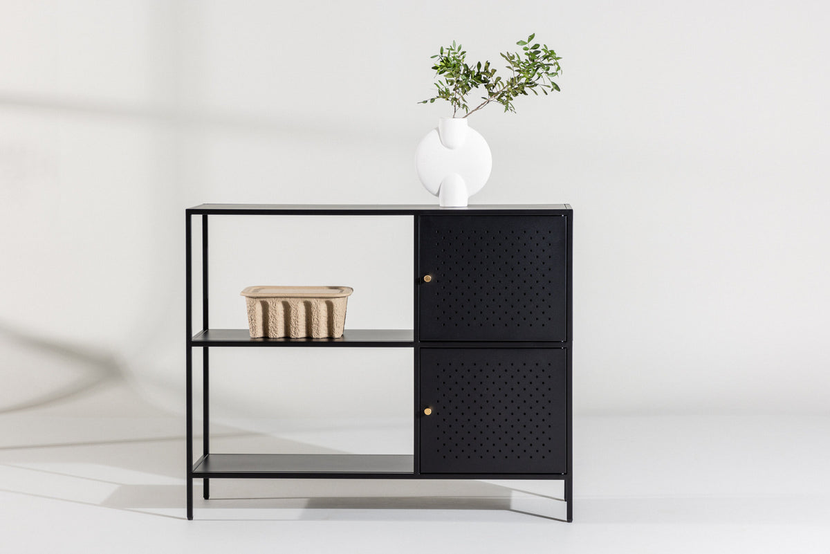Salta Cabinet in Schwarz präsentiert im Onlineshop von KAQTU Design AG. Cabinet ist von Venture Home
