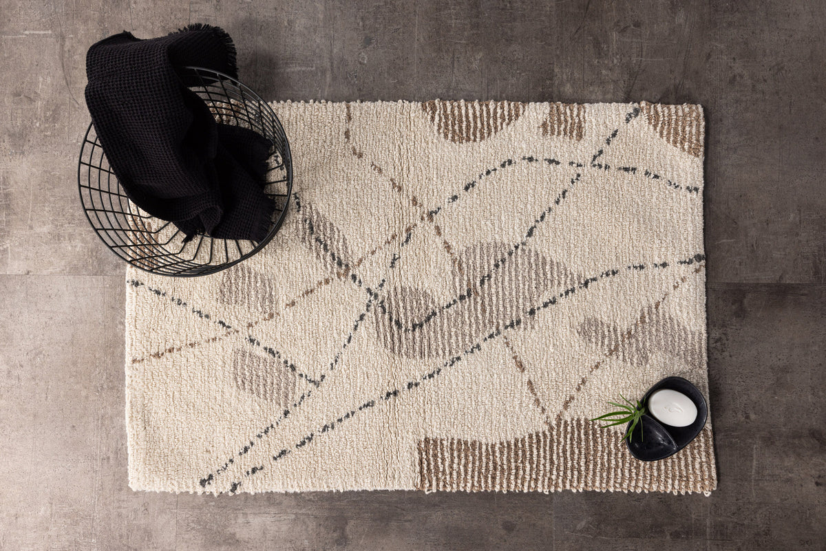 Paul Teppich in Elfenbein präsentiert im Onlineshop von KAQTU Design AG. Teppich ist von Venture Home