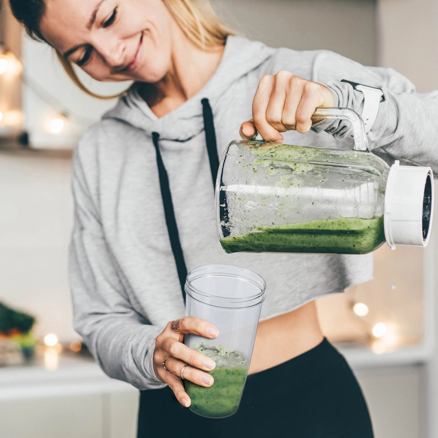 Maxi Schüttelbecher 0.5l rosa in Pink präsentiert im Onlineshop von KAQTU Design AG. Küchenhelfer ist von Westmark