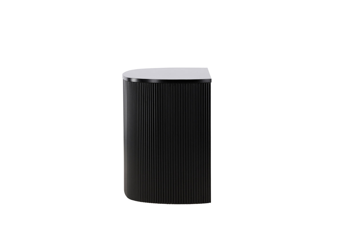 Loca Sideboard in Schwarz präsentiert im Onlineshop von KAQTU Design AG. Sideboard ist von Venture Home