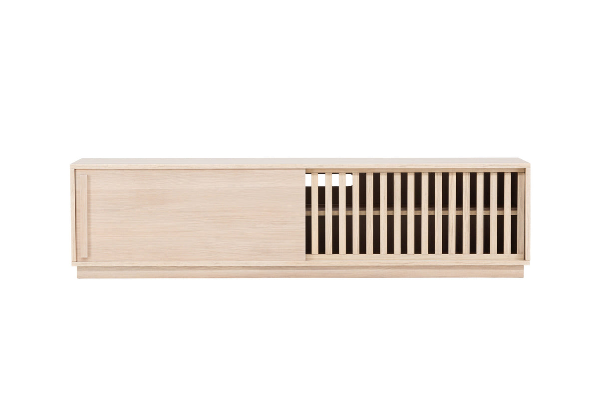 Lugo TV Sideboard in Tünchen präsentiert im Onlineshop von KAQTU Design AG. TV-Möbel ist von Venture Home
