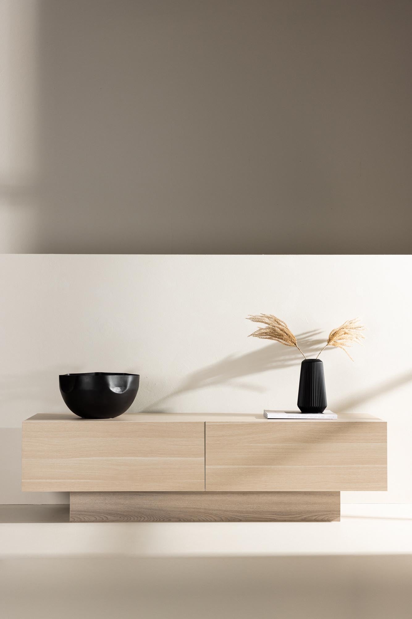 Cuenca TV Sideboard in Beige präsentiert im Onlineshop von KAQTU Design AG. Sideboard ist von Venture Home