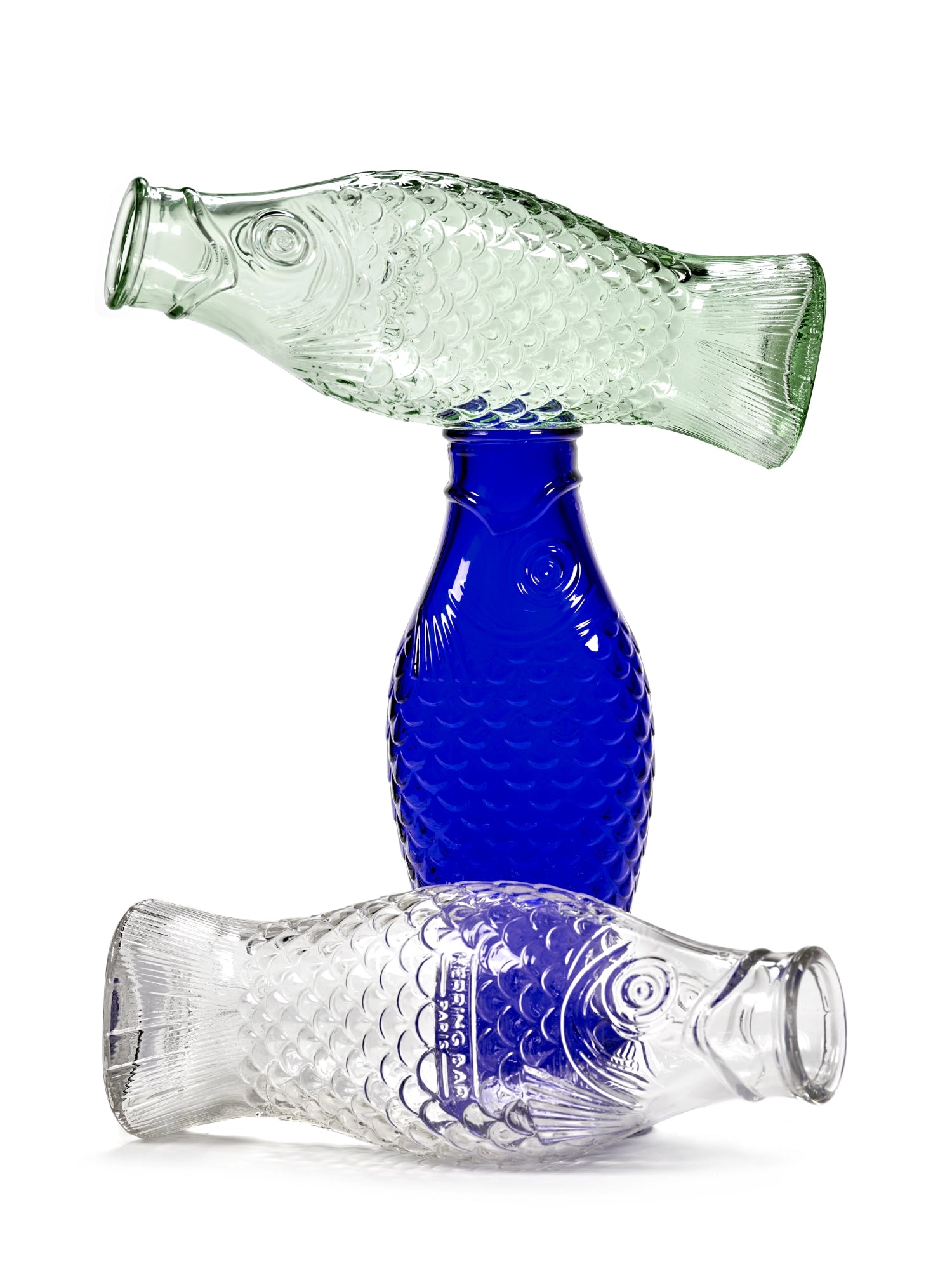 Elegante Karaffe P. Navone Fish&Fish in strahlendem Trans blau, 1 Liter, ideal für stilvolle Dekoration und besondere Anlässe.