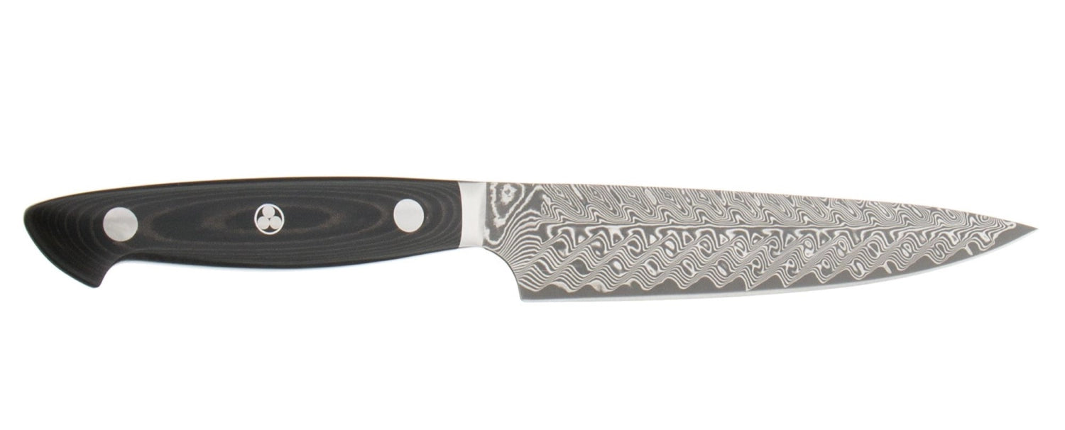 Eleganter Curious Barstuhl von Umage in modernem Design, ideal für stilvolle Bars und Küchen, mit komfortabler Sitzfläche und stabiler Konstruktion.