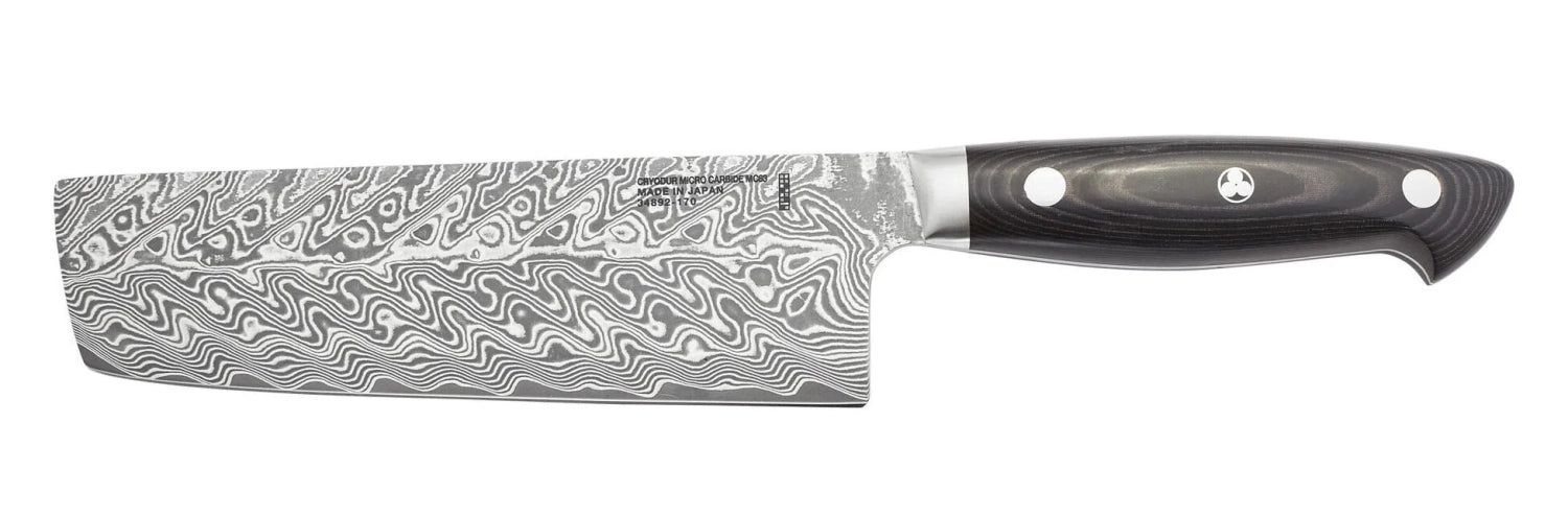 Elegantes Nakiri-Messer von Zwilling mit 17 cm Klinge, perfekt für feine Gemüseschneidetechniken, bietet Komfort und Stil in der Küche.