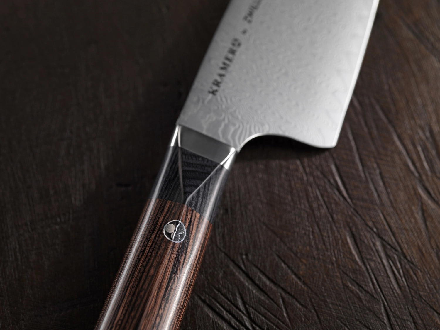 Hochwertiges 20 cm Kochmesser der Kramer Meiji Serie von Zwilling, ideal für professionelle Köche und Hobbyköche, mit ergonomischem Griff.