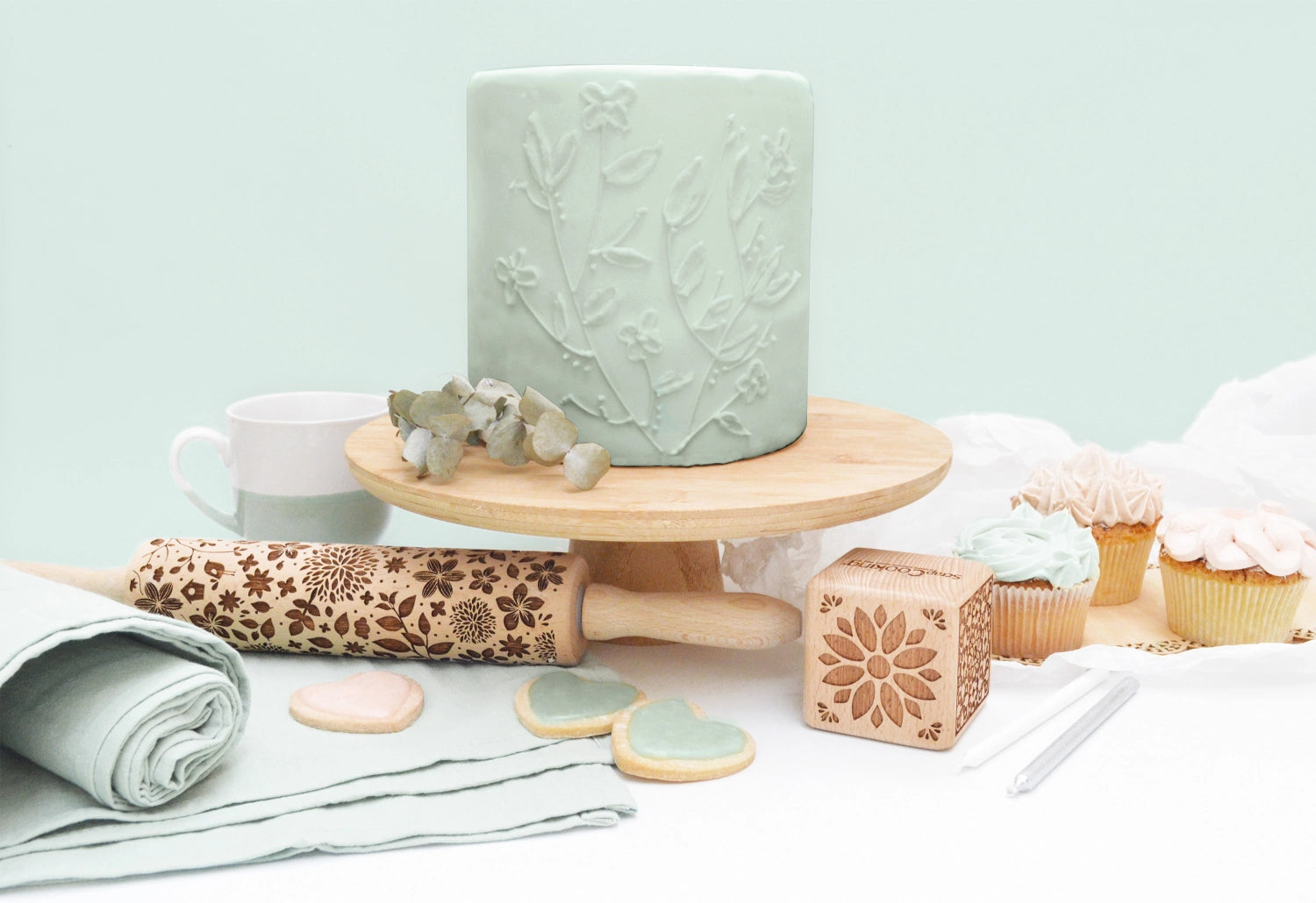 Natürliche Zuckerpaste in Nude, 250g, ideal für kreative Tortendekorationen und essbare Kunstwerke von Scrap Cooking.