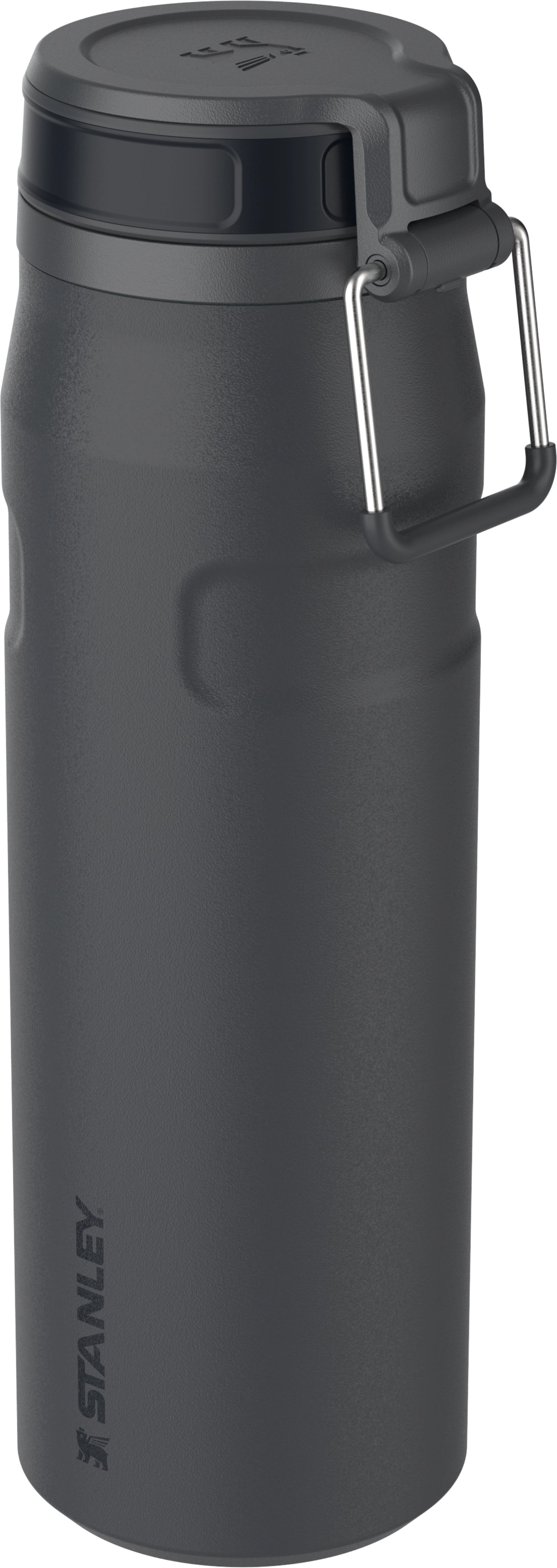 Stylische Stanley IceFlow Twist Flip Flasche in elegantem Schwarz, 0.7l, ideal für unterwegs und perfekt für kalte Getränke.