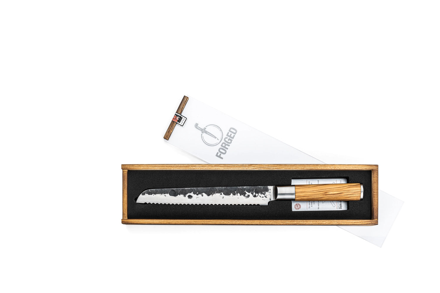 Elegantes Olive Brotmesser mit 20 cm Klinge, ideal für müheloses Schneiden von Brot und Brötchen, vereint Funktionalität und Ästhetik.