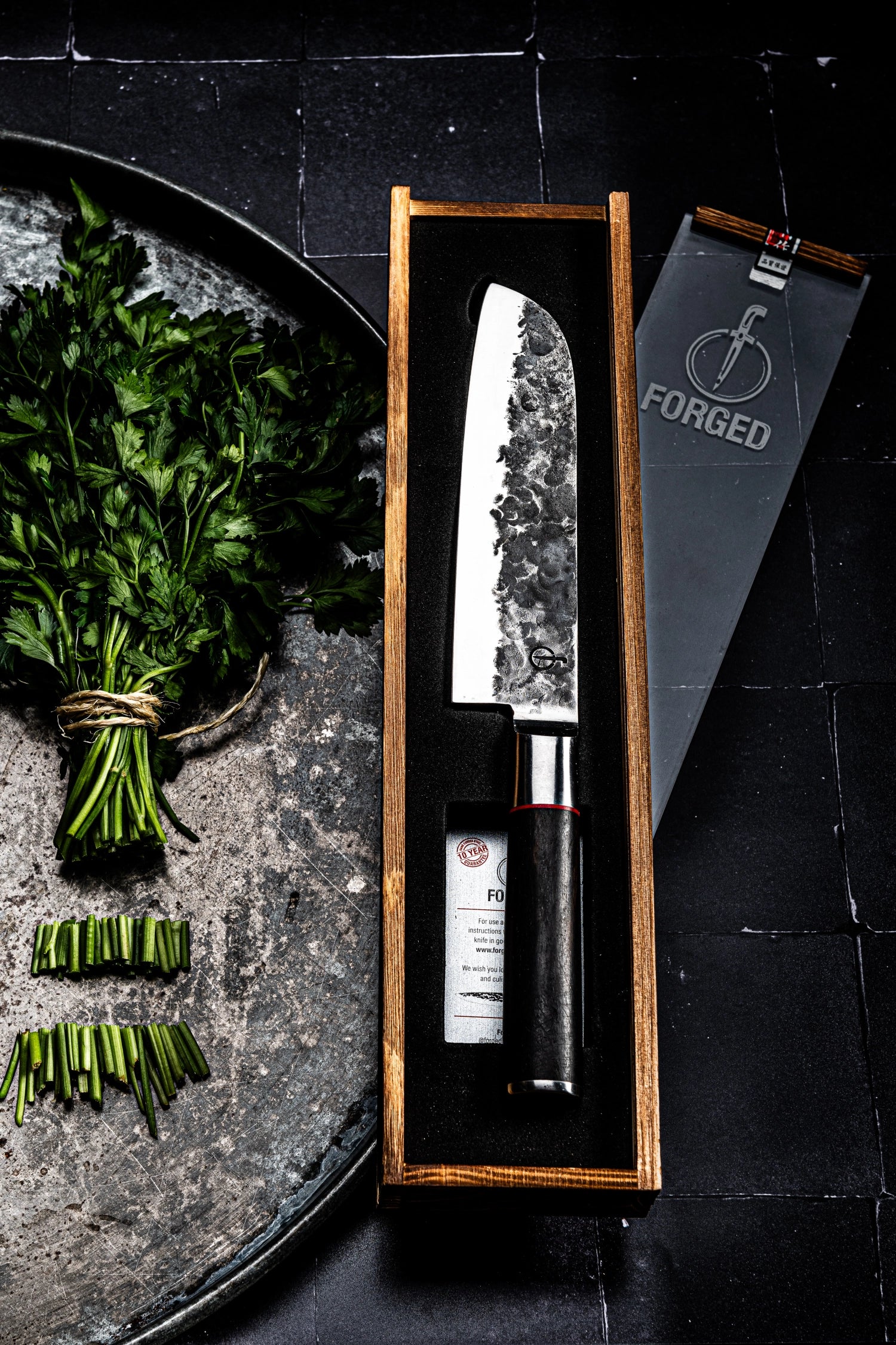 Sebra Santokumesser 18cm in Gelb präsentiert im Onlineshop von KAQTU Design AG. Küchenmesser ist von Forged