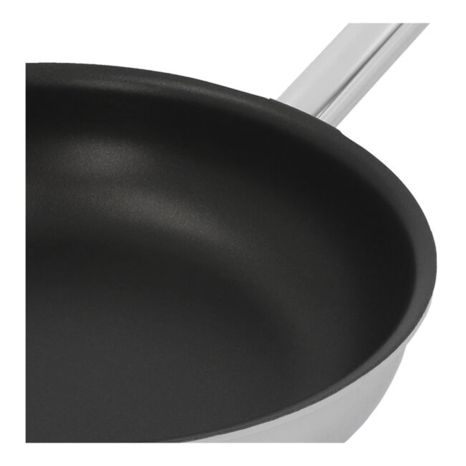 Elegante 24 cm Bratpfanne Controlinduc Pro X Duraslide von Demeyere, perfekt für präzises Kochen und müheloses Wenden von Speisen.