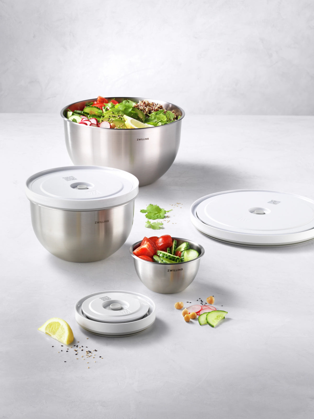 6tlg. Fresh & Save Bowls Vakuumschüssel Set, Edelstahl in Weiss präsentiert im Onlineshop von KAQTU Design AG. Aufbewahrungsbeutel ist von Zwilling