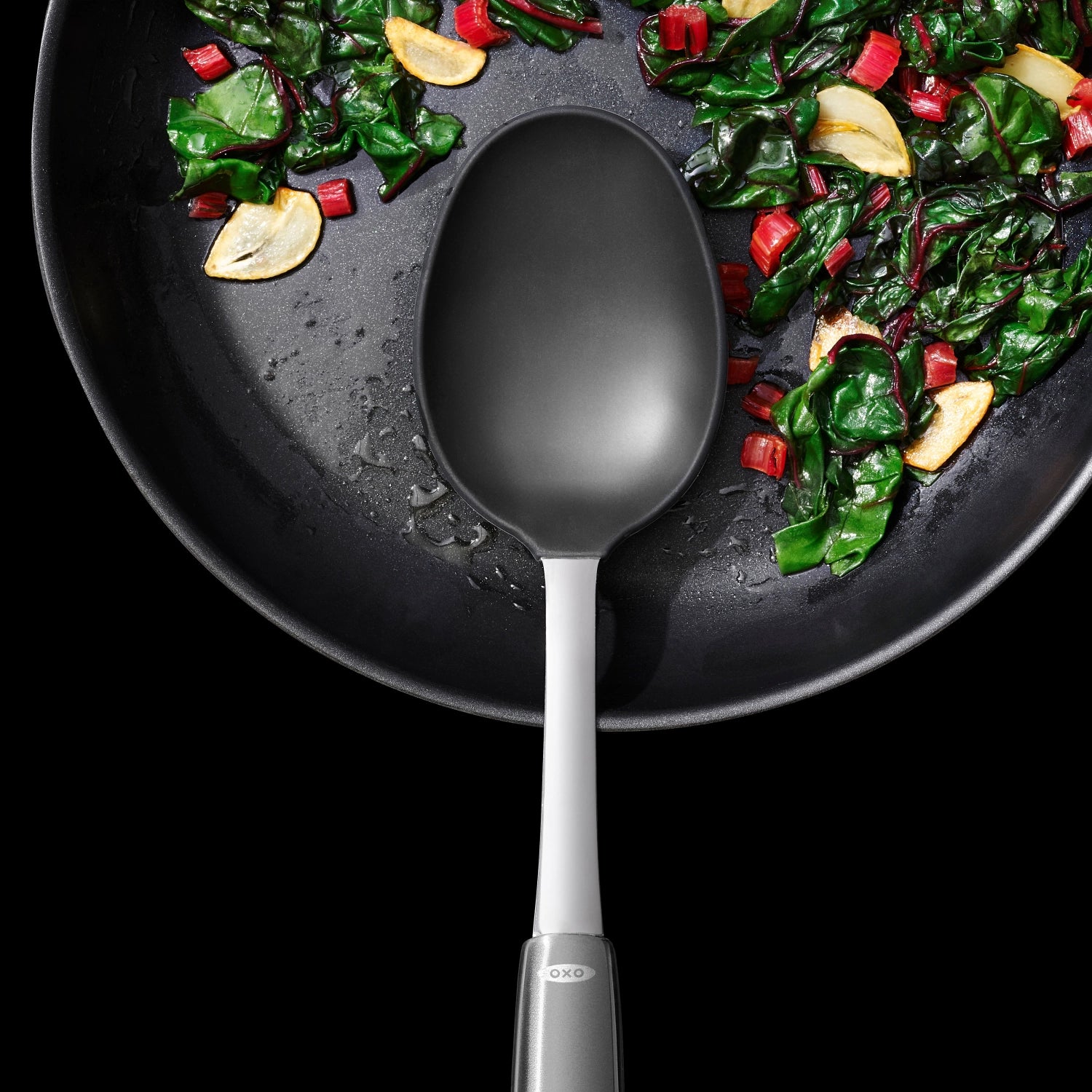 Good Grips Steel Schöpflöffel von OXO, ergonomischer Silikonlöffel für einfaches Servieren und Kochen, ideal für jede Küche.