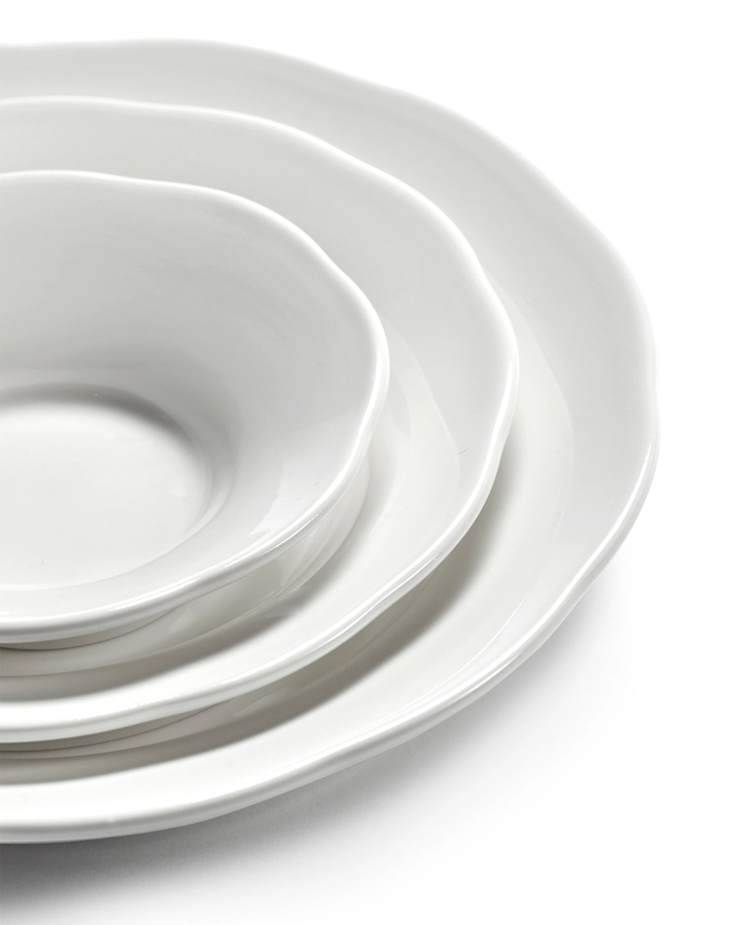 Eleganter, tiefen Silhouette Teller aus hochwertigem weißen Porzellan, ideal für stilvolle Anlässe und vielseitige Serviermöglichkeiten.