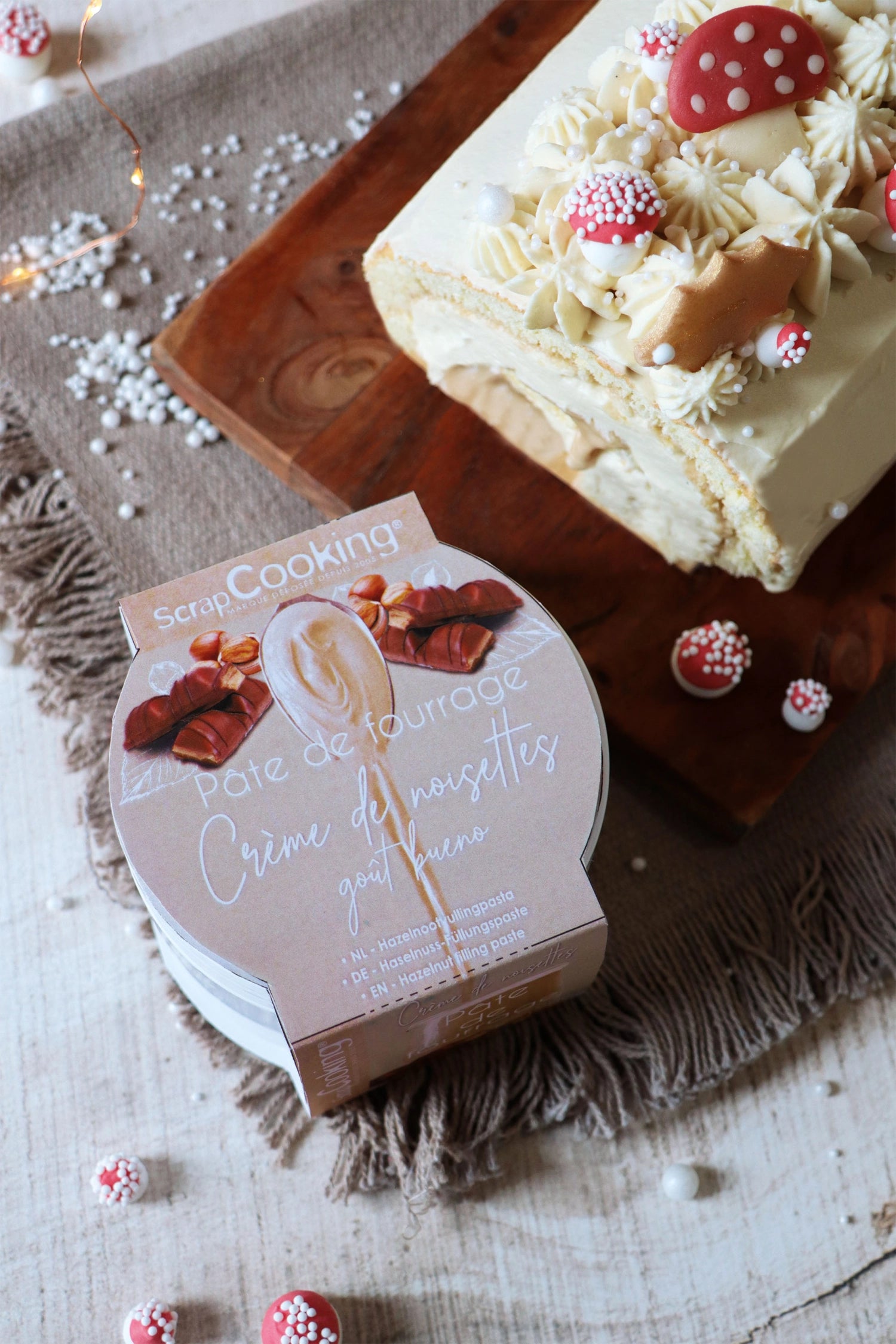 Zuckerstreusel Pilze gross 25g in Mehrfarbig präsentiert im Onlineshop von KAQTU Design AG. Lebensmittel ist von Scrap Cooking