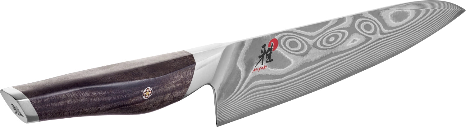 Hochwertiges 20 cm Gyutoh Küchenmesser von Miyabi, perfekt für präzise Schneidarbeiten, vereint Funktionalität und ästhetisches Design.