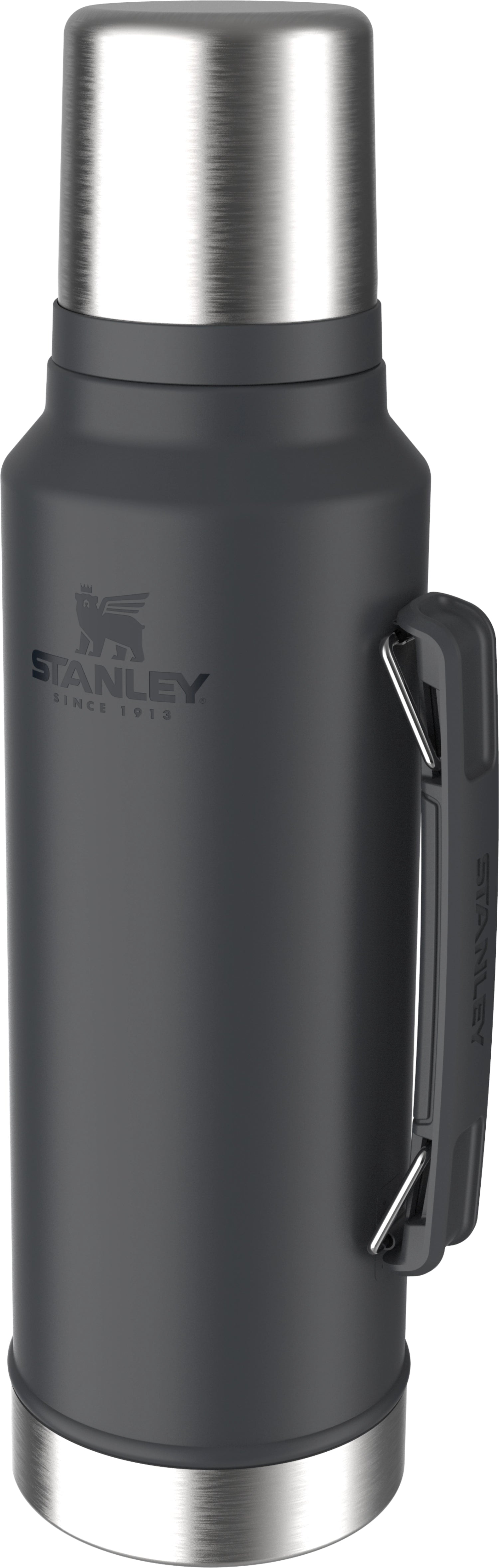 Legendary Classic Flasche 1.4l black 2.0 in Schwarz präsentiert im Onlineshop von KAQTU Design AG. Trinkflaschen ist von Stanley