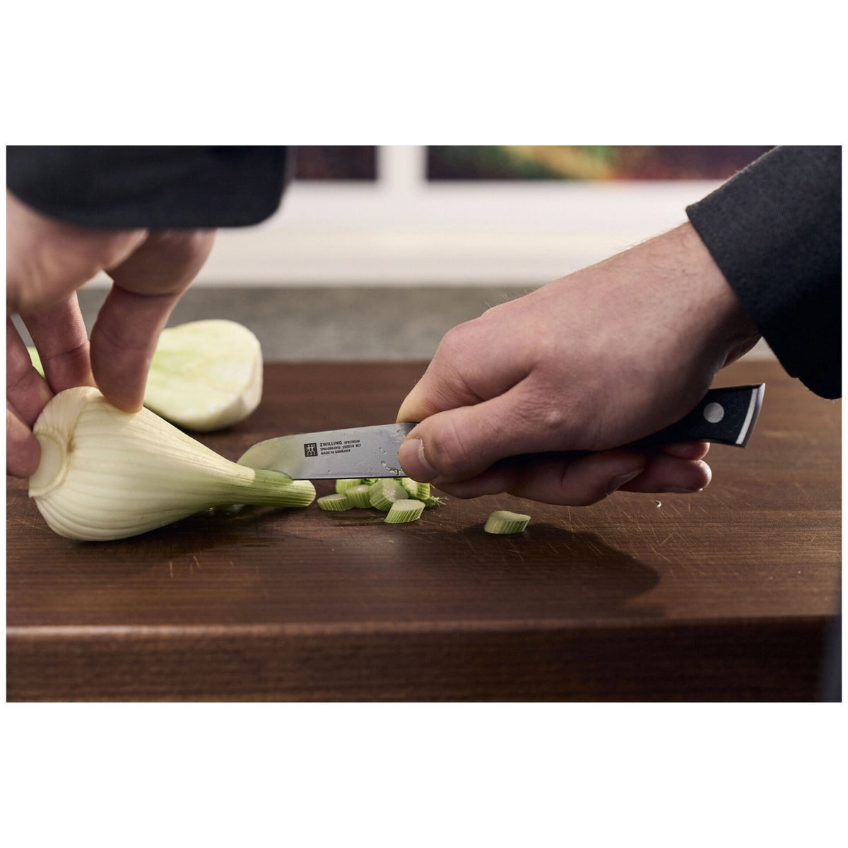 Spectrum Gemüsemesser 8cm in Mehrfarbig präsentiert im Onlineshop von KAQTU Design AG. Küchenmesser ist von Zwilling