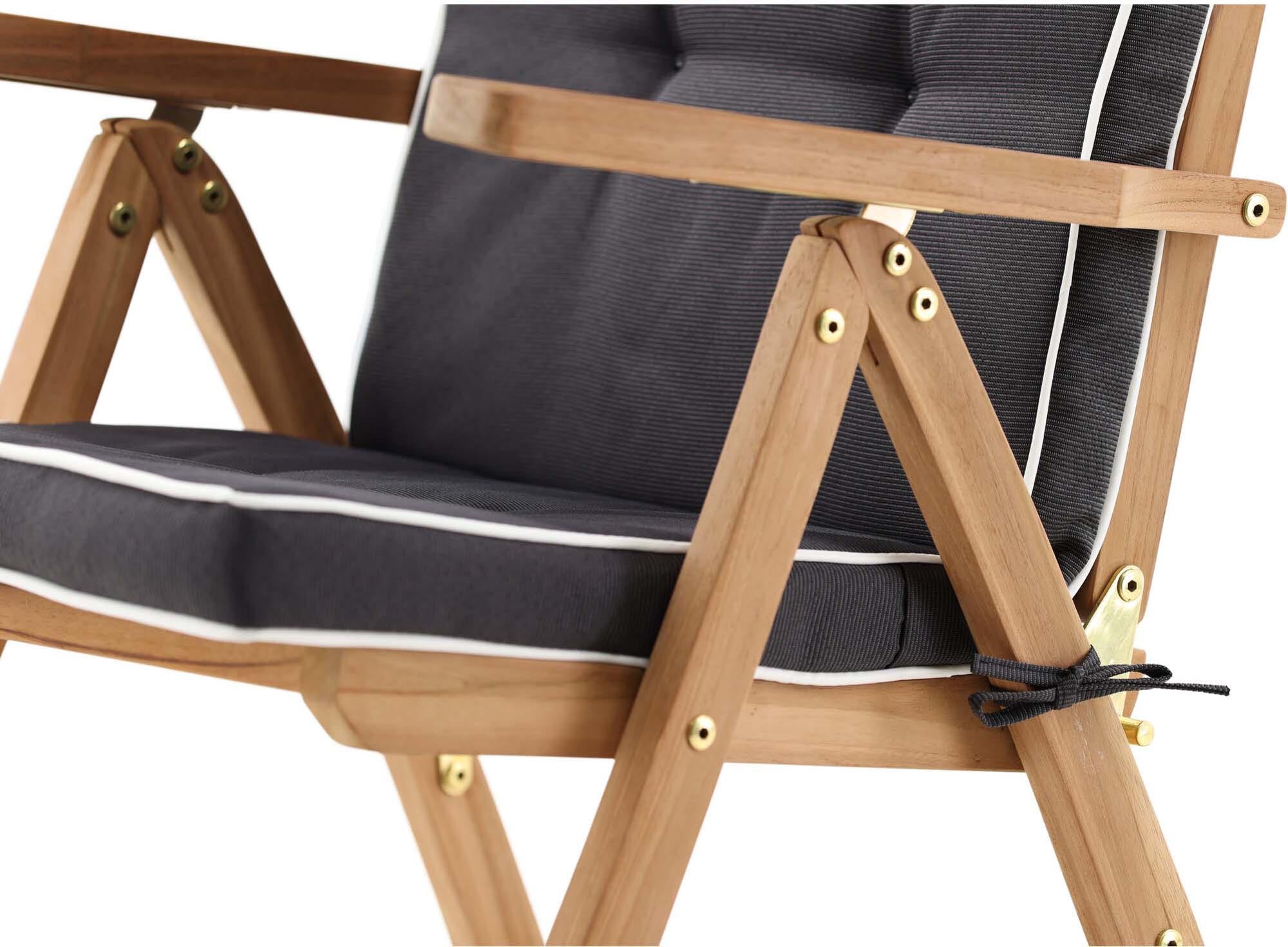 Classic Kissen in Grau präsentiert im Onlineshop von KAQTU Design AG. Sitzkissen ist von Venture Home
