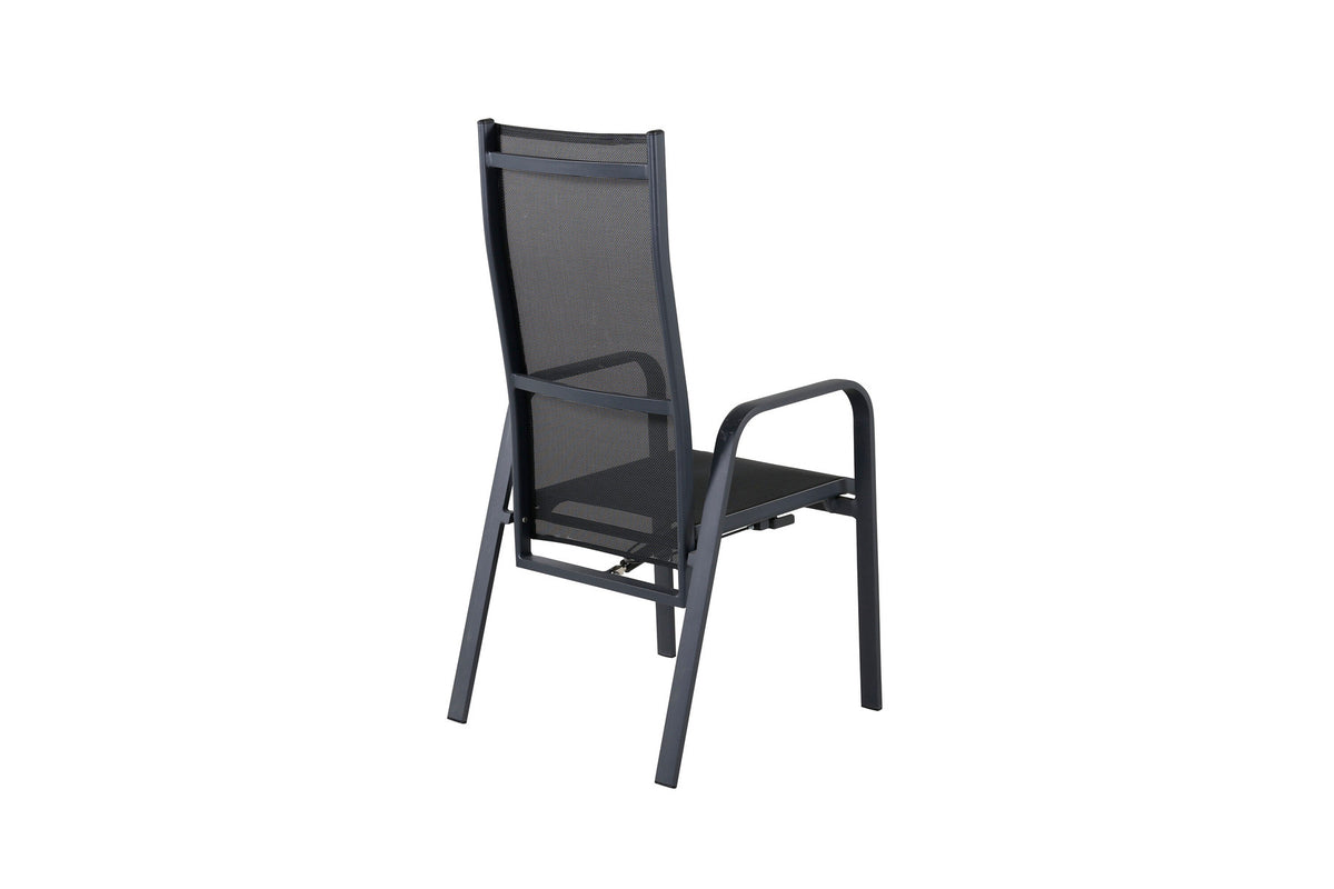 Copacabana Stuhl in Schwarz präsentiert im Onlineshop von KAQTU Design AG. Gartenstuhl mit Armlehnen ist von Venture Home
