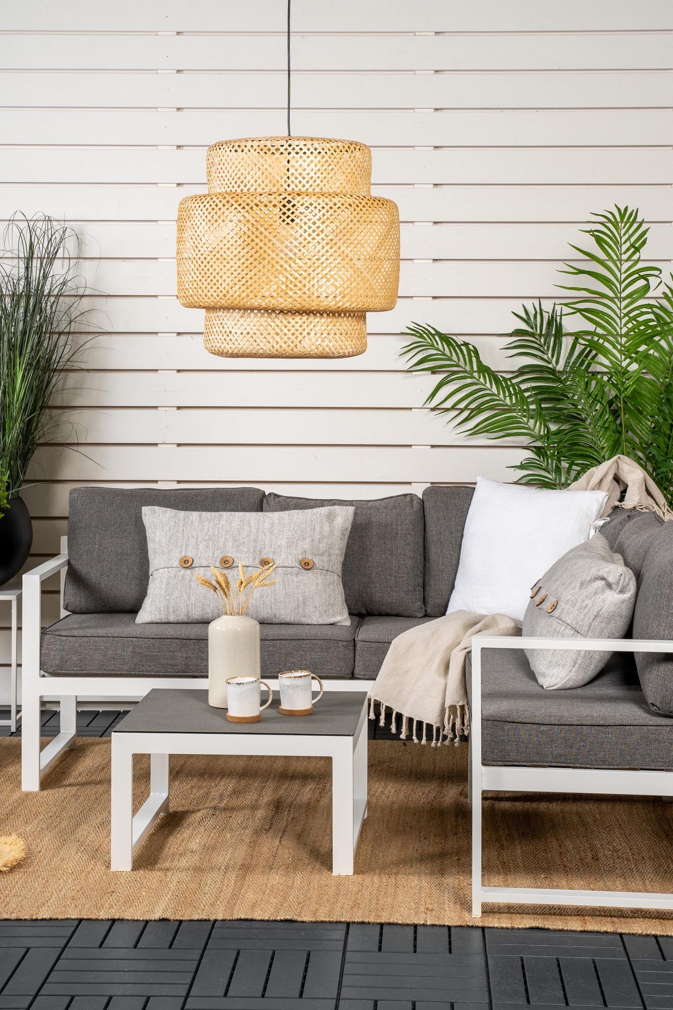 Salvador Ecksofa Outdoorset in Weiss präsentiert im Onlineshop von KAQTU Design AG. Loungeset ist von Venture Home