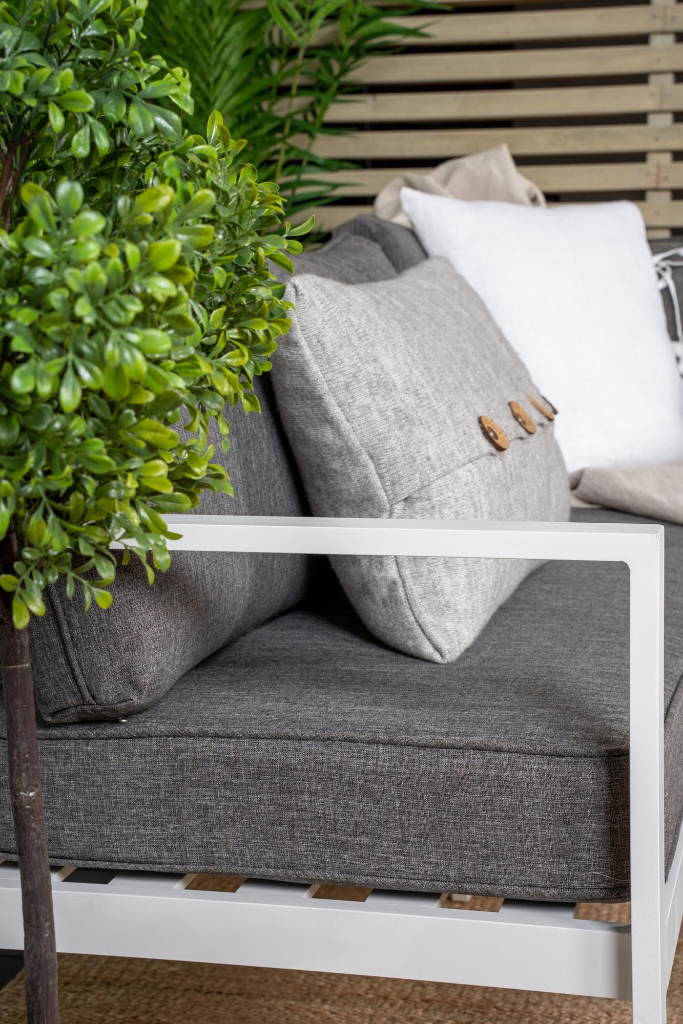 Salvador Ecksofa Outdoorset in Weiss präsentiert im Onlineshop von KAQTU Design AG. Loungeset ist von Venture Home