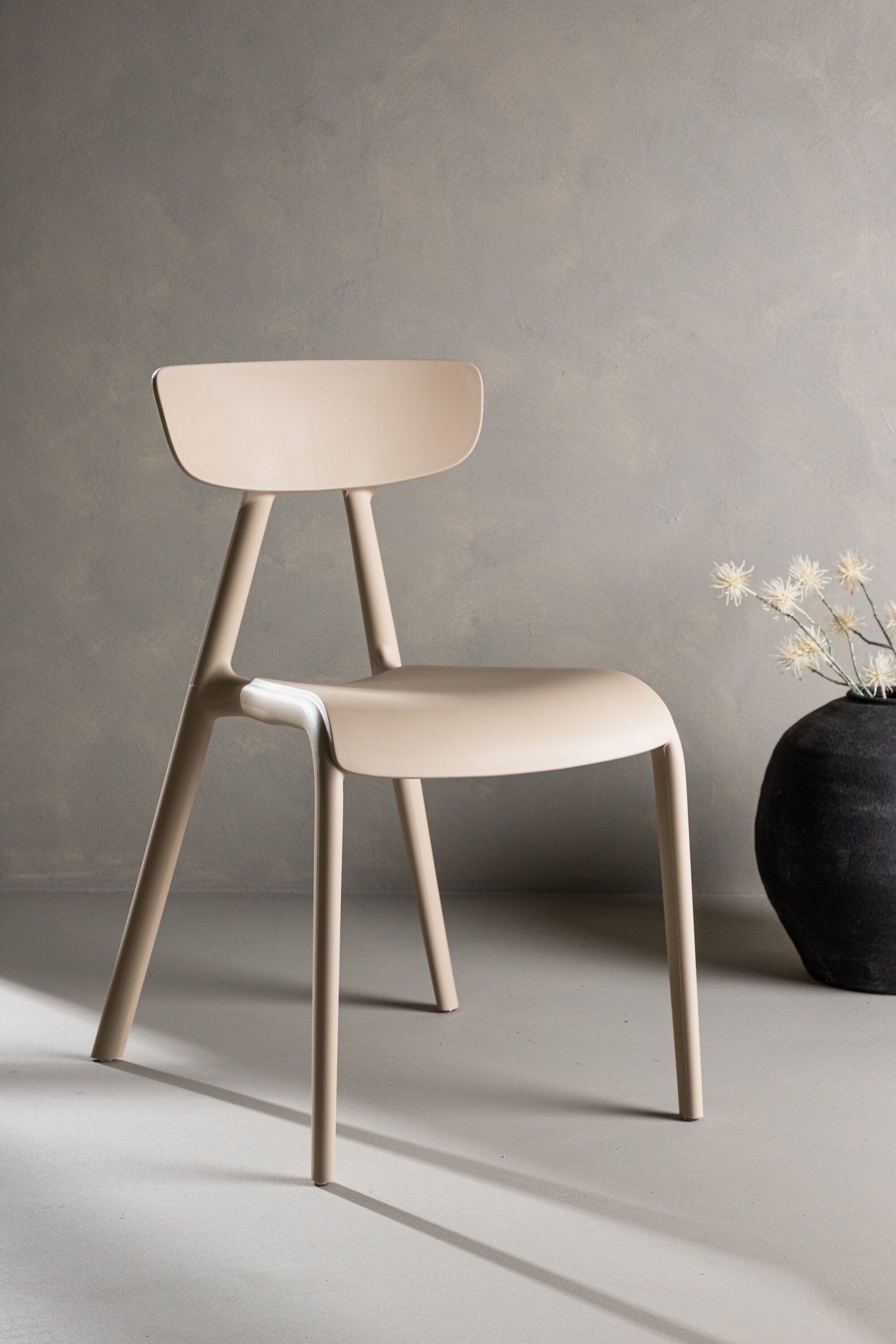 Ursholmen Stuhl in Beige präsentiert im Onlineshop von KAQTU Design AG. Stuhl ist von Venture Home