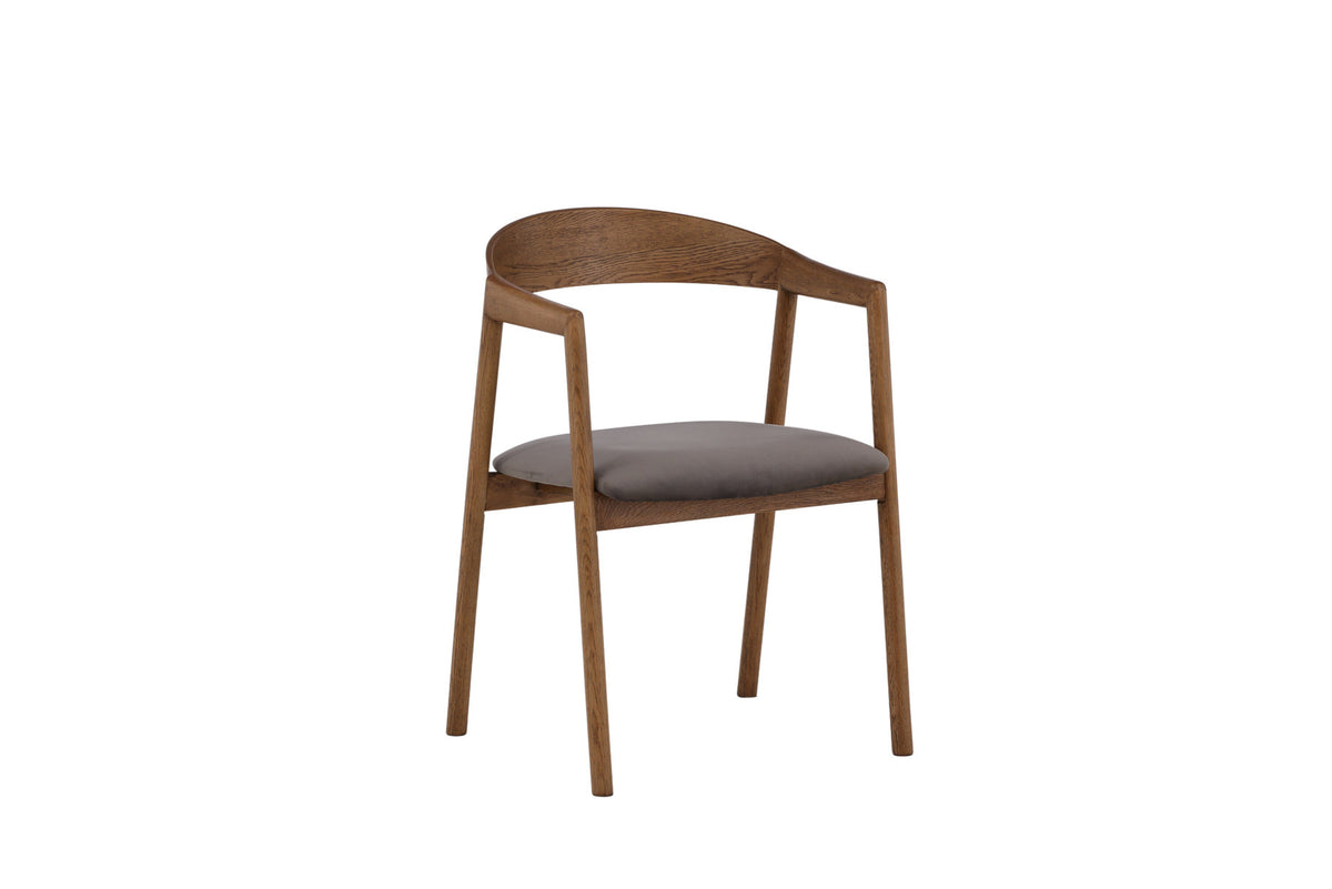 Långön Esszimmerstuhl in Braun präsentiert im Onlineshop von KAQTU Design AG. Stuhl mit Armlehne ist von Vind