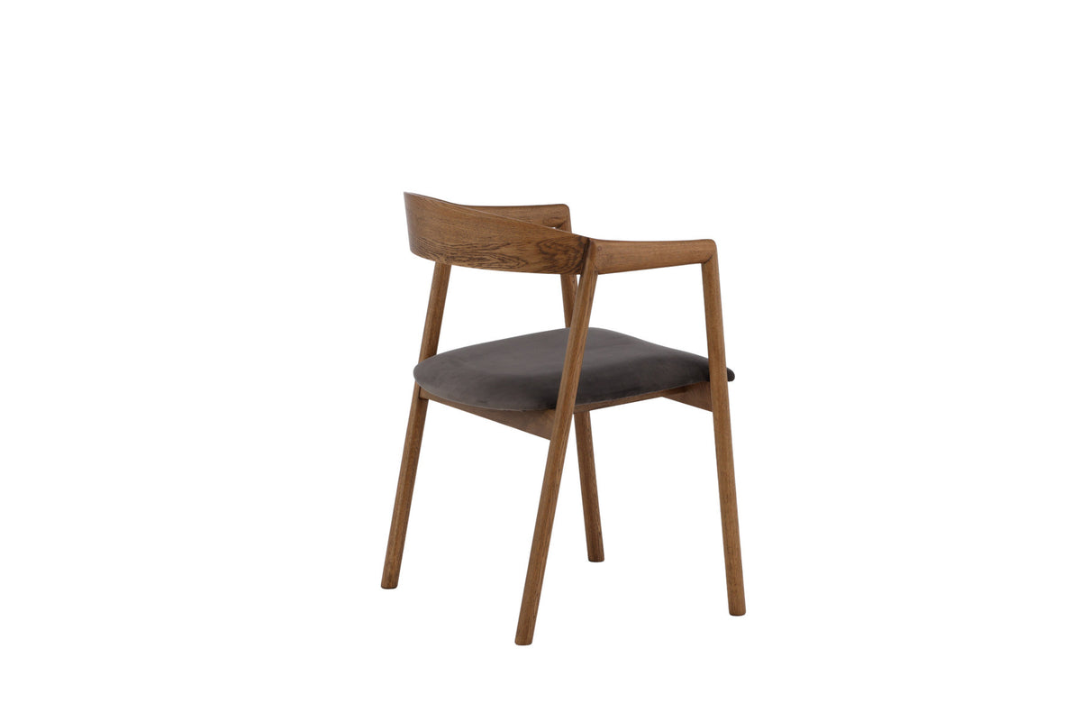 Långön Esszimmerstuhl in Braun präsentiert im Onlineshop von KAQTU Design AG. Stuhl mit Armlehne ist von Vind