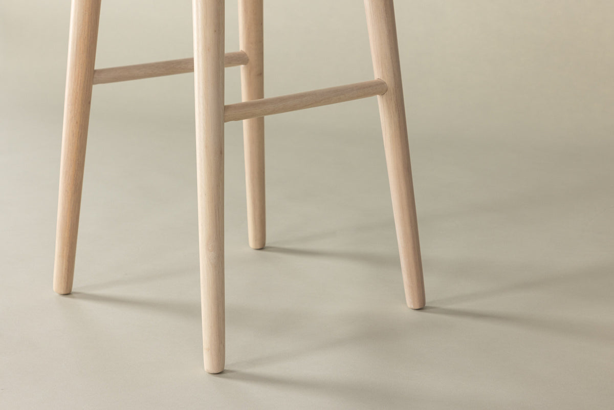 Mollösand Barstuhl in Tünchen präsentiert im Onlineshop von KAQTU Design AG. Barhocker ist von Vind