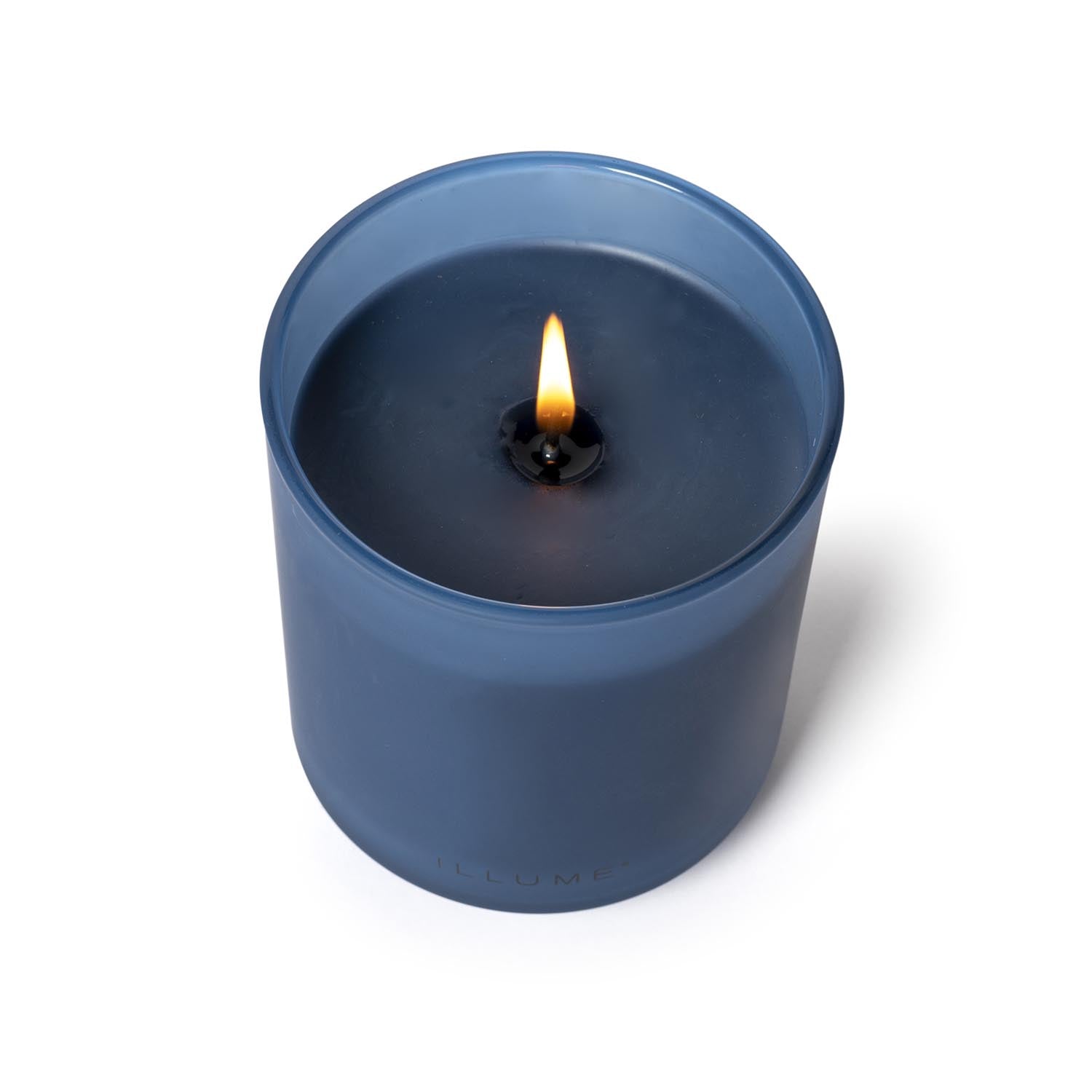 Citrus Crush Box Glass Candle, Blau, in Blau präsentiert im Onlineshop von KAQTU Design AG. Duftkerze ist von Illume