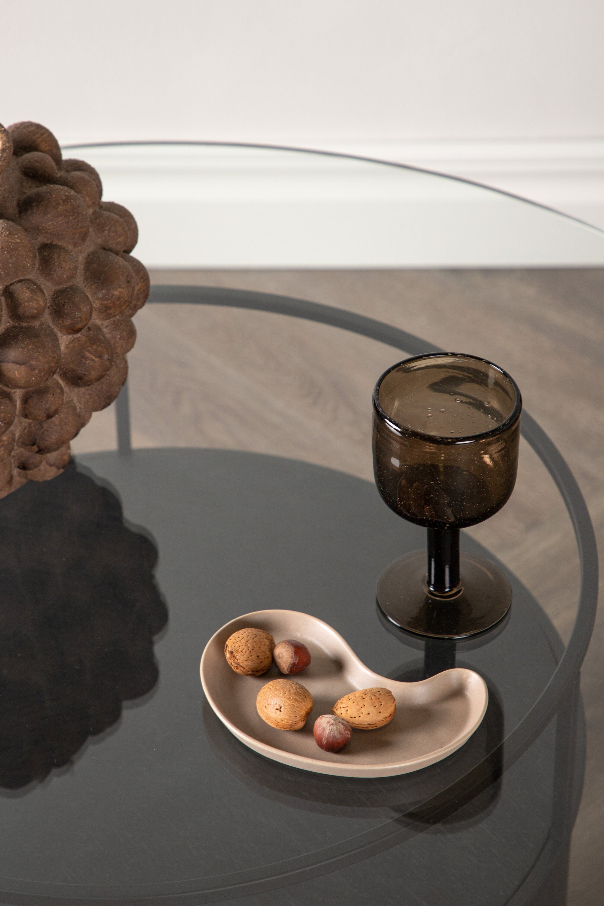 Bovall Coffee Tisch in Schwarz präsentiert im Onlineshop von KAQTU Design AG. Beistelltisch ist von Furniture Fashion