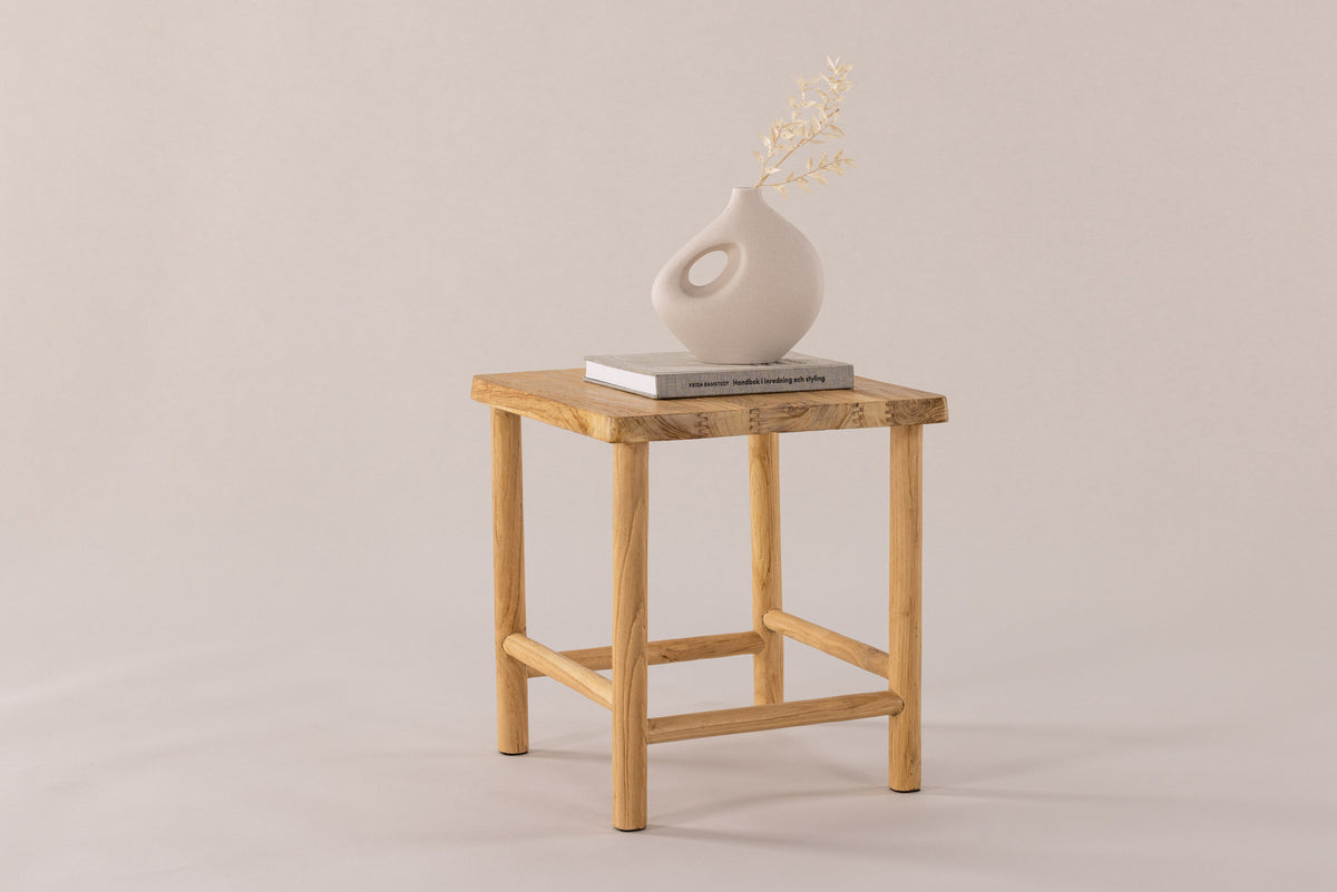 Noster Ottoman / Pouf in Natur präsentiert im Onlineshop von KAQTU Design AG. Hocker ist von Vind