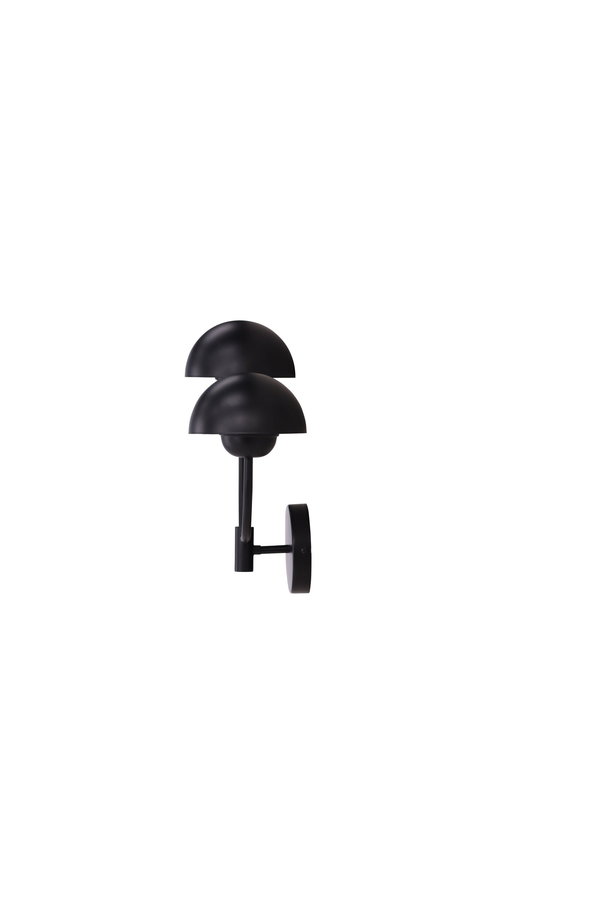 Lyckorna Wandleuchte in Schwarz präsentiert im Onlineshop von KAQTU Design AG. Wandleuchte ist von Vind
