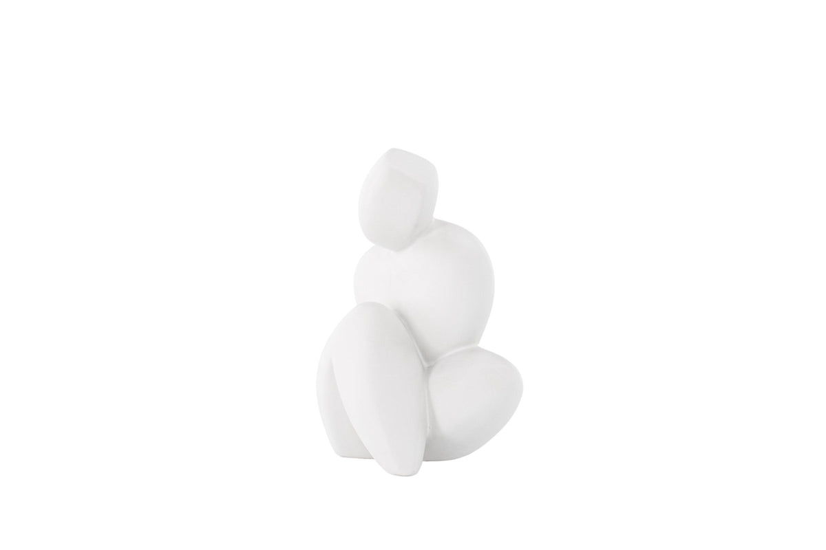 Weisse Skulptur Floda aus Steinzeug von Venture Home, schlichte, figürliche Form, ca. 14 cm hoch, als Deko oder Buchstütze nutzbar.