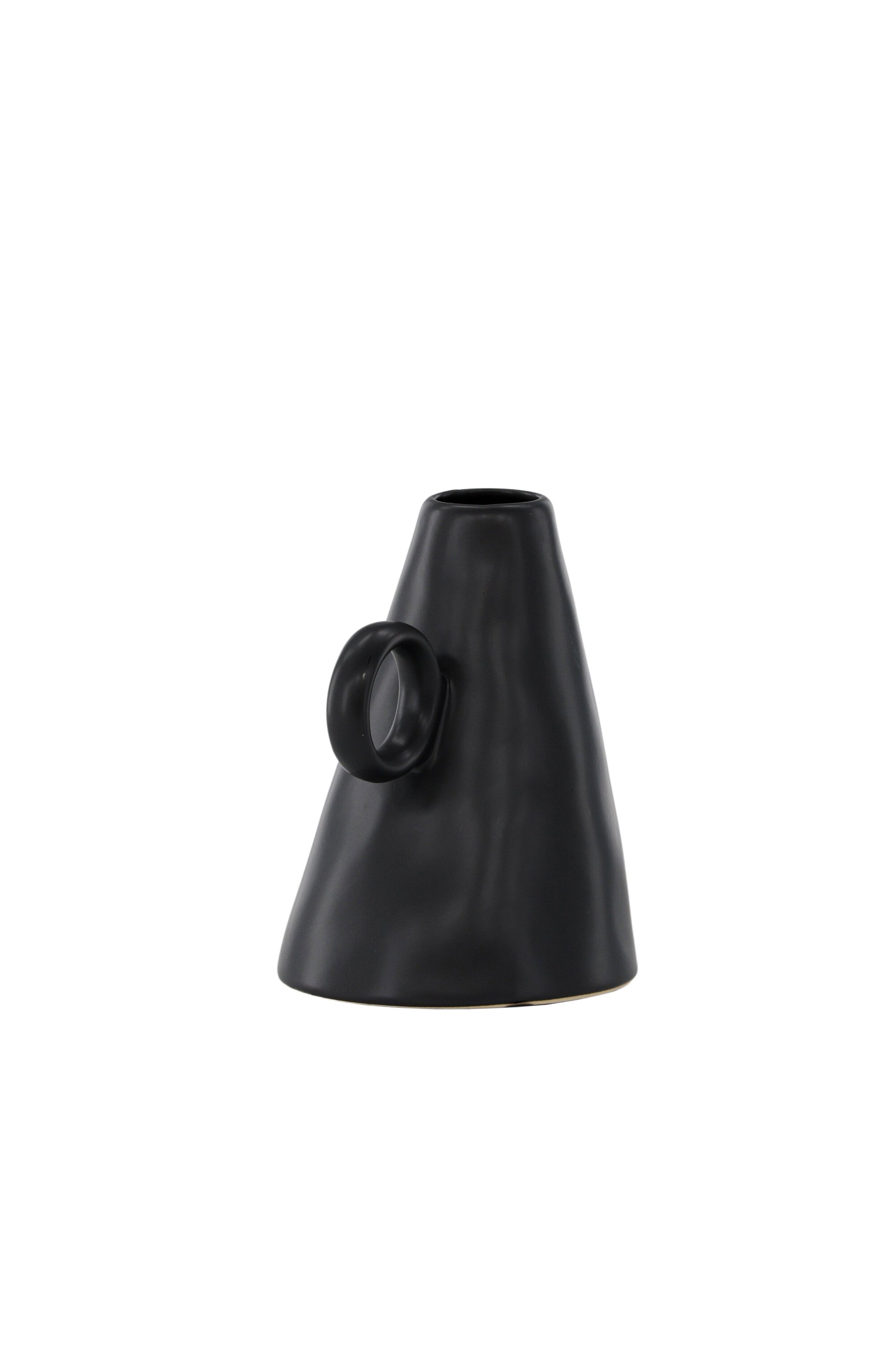 Ovy Vase in Schwarz präsentiert im Onlineshop von KAQTU Design AG. Vase ist von Venture Home