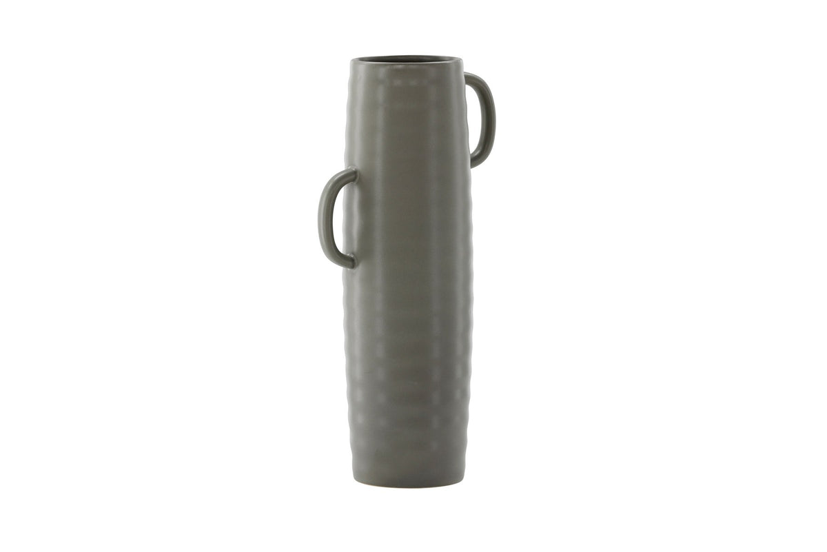 Beige Cent Vase von Venture Home aus Steinzeug mit wellenförmiger Struktur und zwei asymmetrisch angebrachten Griffen an den Seiten.