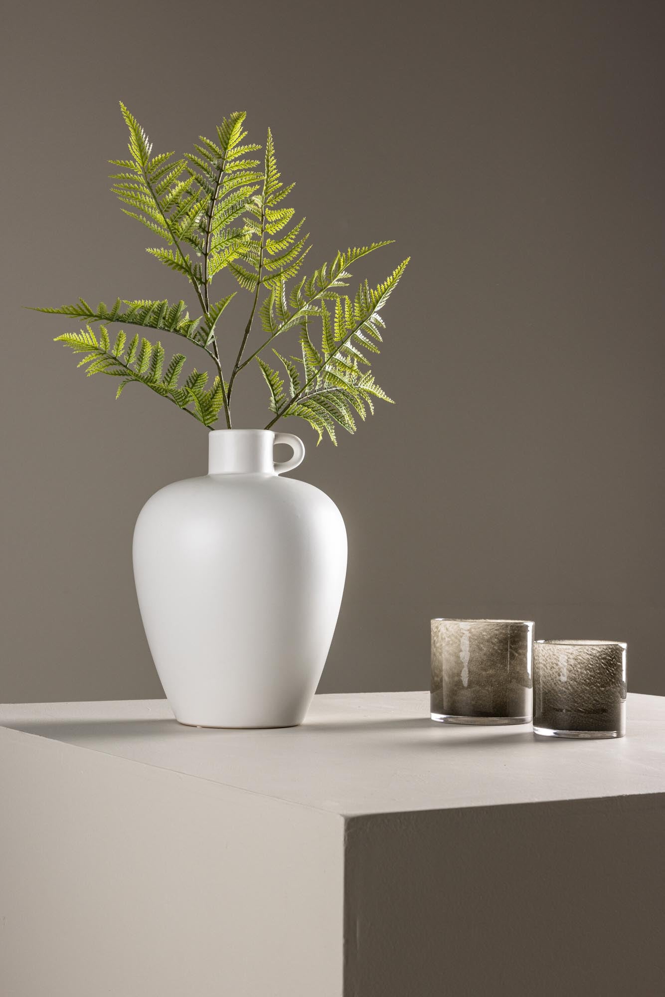 Cent Vase in Braun präsentiert im Onlineshop von KAQTU Design AG. Vase ist von Venture Home