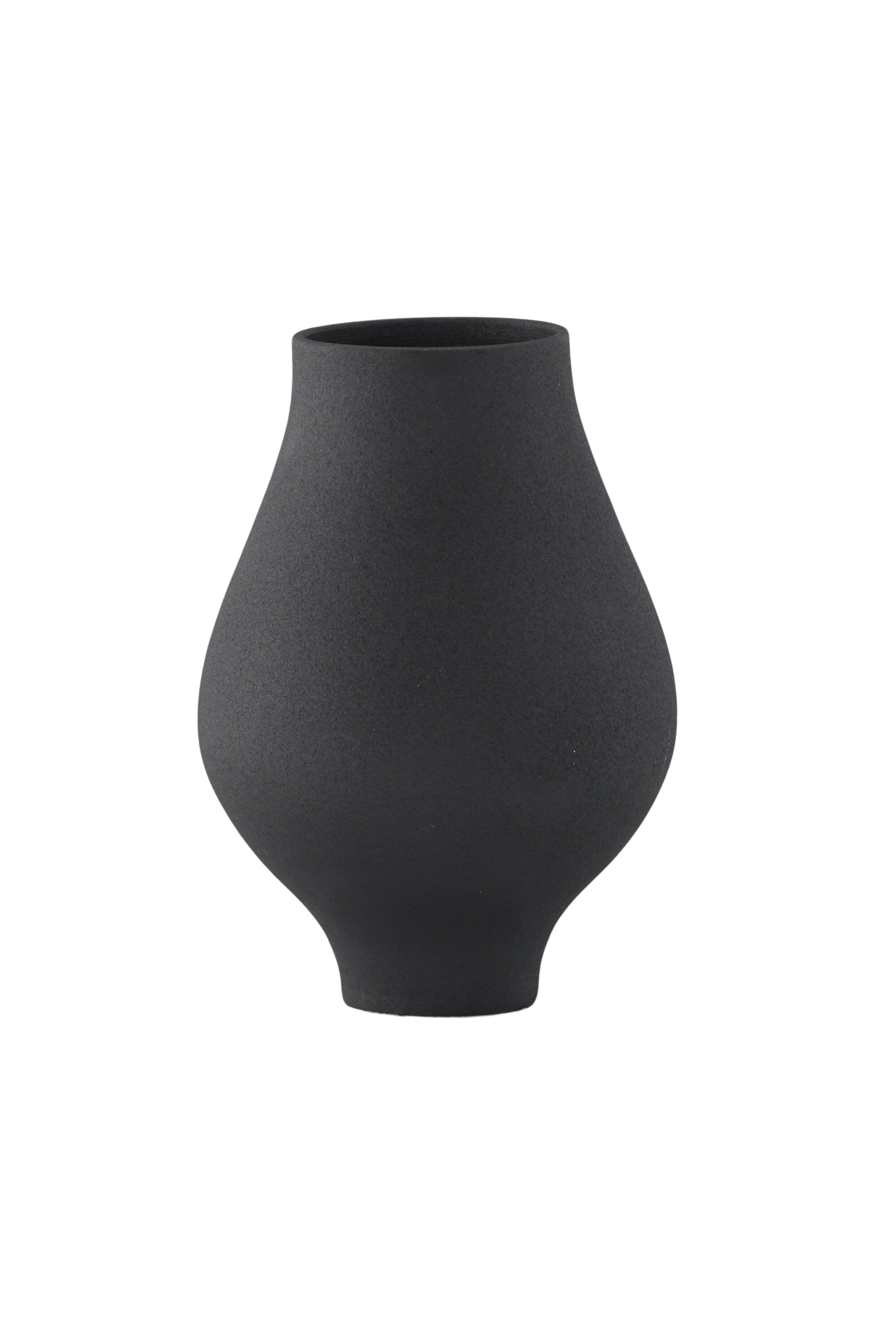 Rellis Vase in Schwarz präsentiert im Onlineshop von KAQTU Design AG. Vase ist von Venture Home