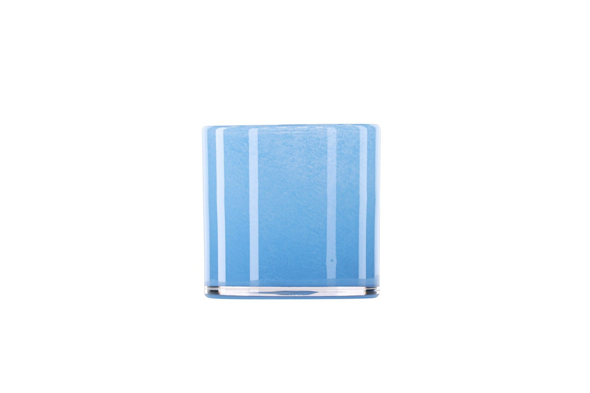 Weisser runder Teelichthalter Glora aus Glas, Durchmesser 8 cm, Höhe 8 cm, schlichte, transparente Oberfläche mit dünner Wandstärke.