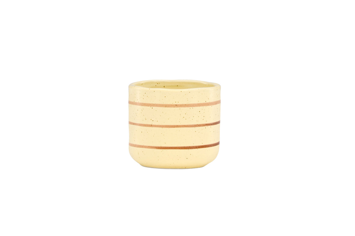 Kutie Kaffeetasse in Mehrfarbig präsentiert im Onlineshop von KAQTU Design AG. Kaffeetassen ist von Venture Home