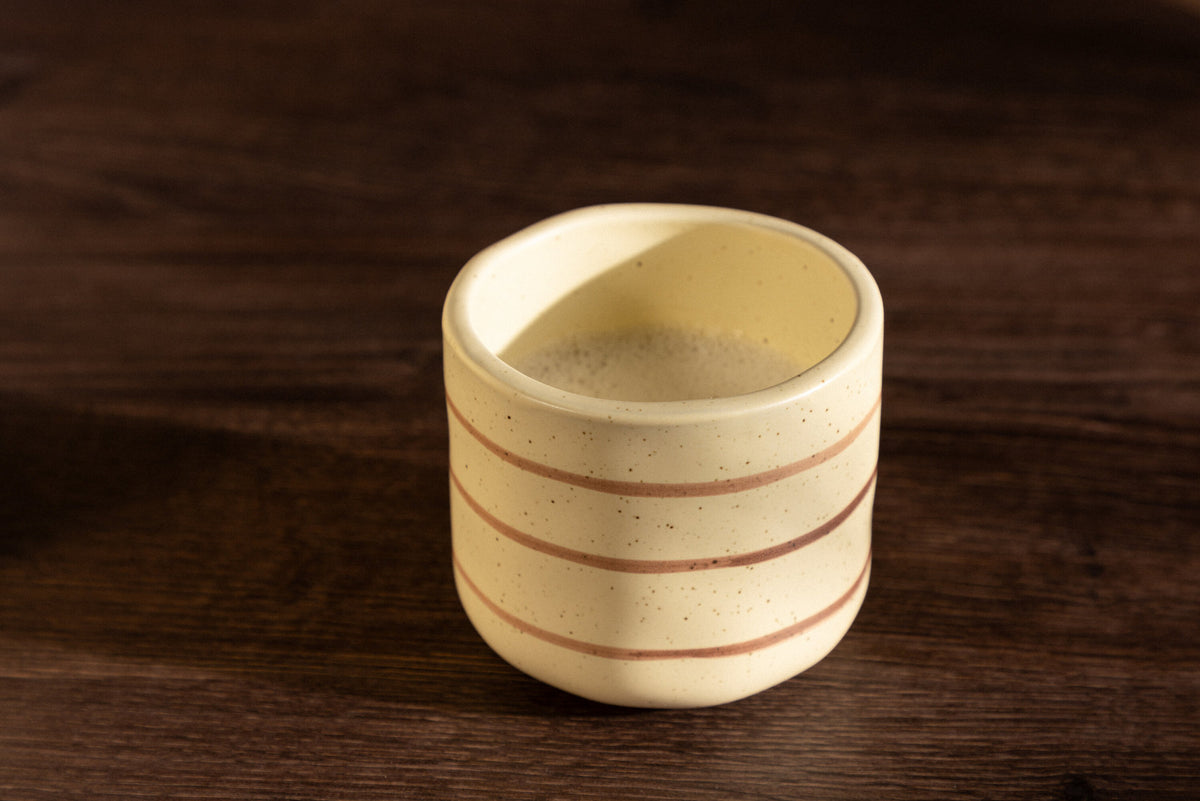 Kutie Kaffeetasse in Mehrfarbig präsentiert im Onlineshop von KAQTU Design AG. Kaffeetassen ist von Venture Home